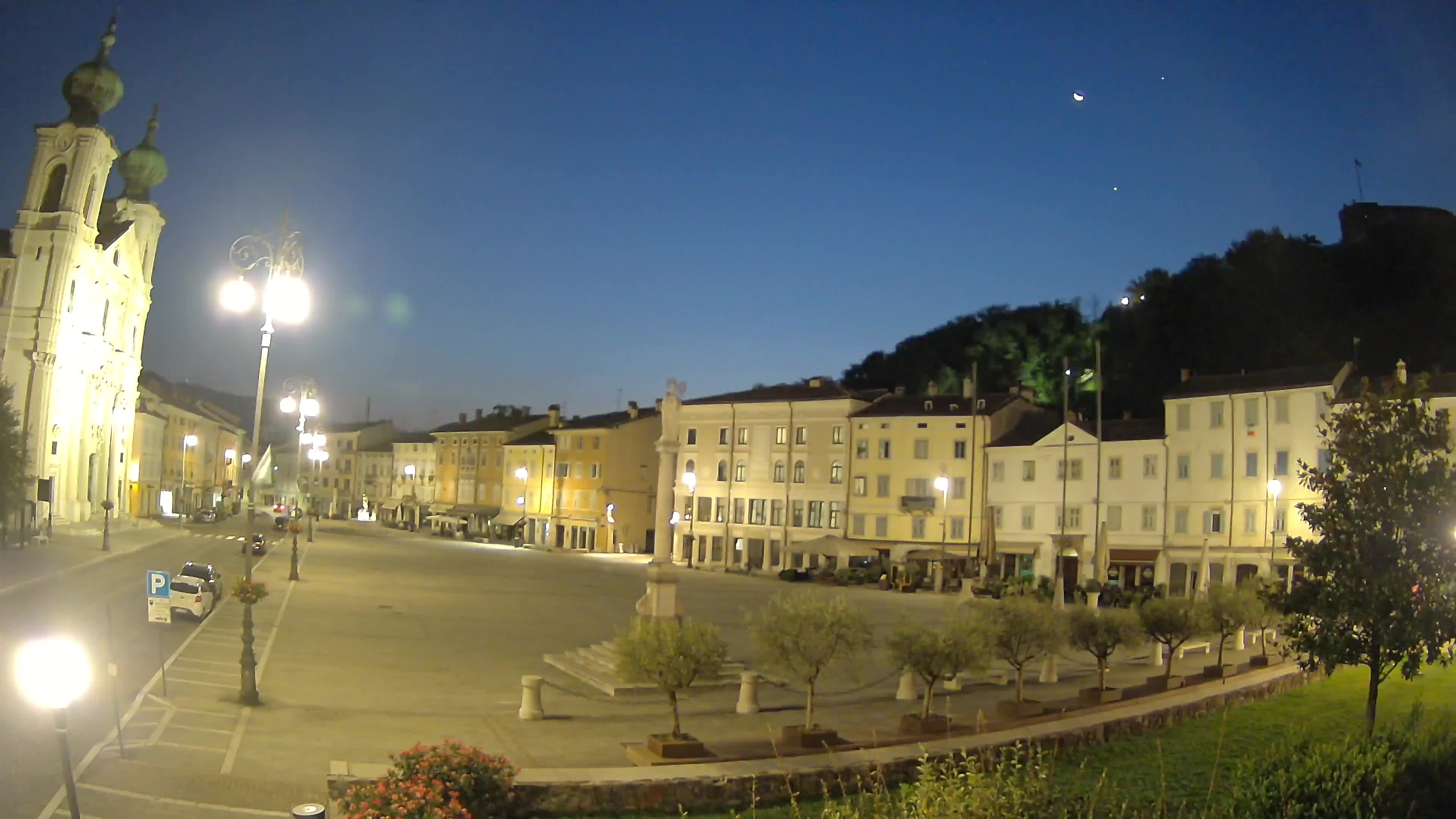 Gorizia – Plaza Vittoria – iglesia de San Pedro. Ignacio