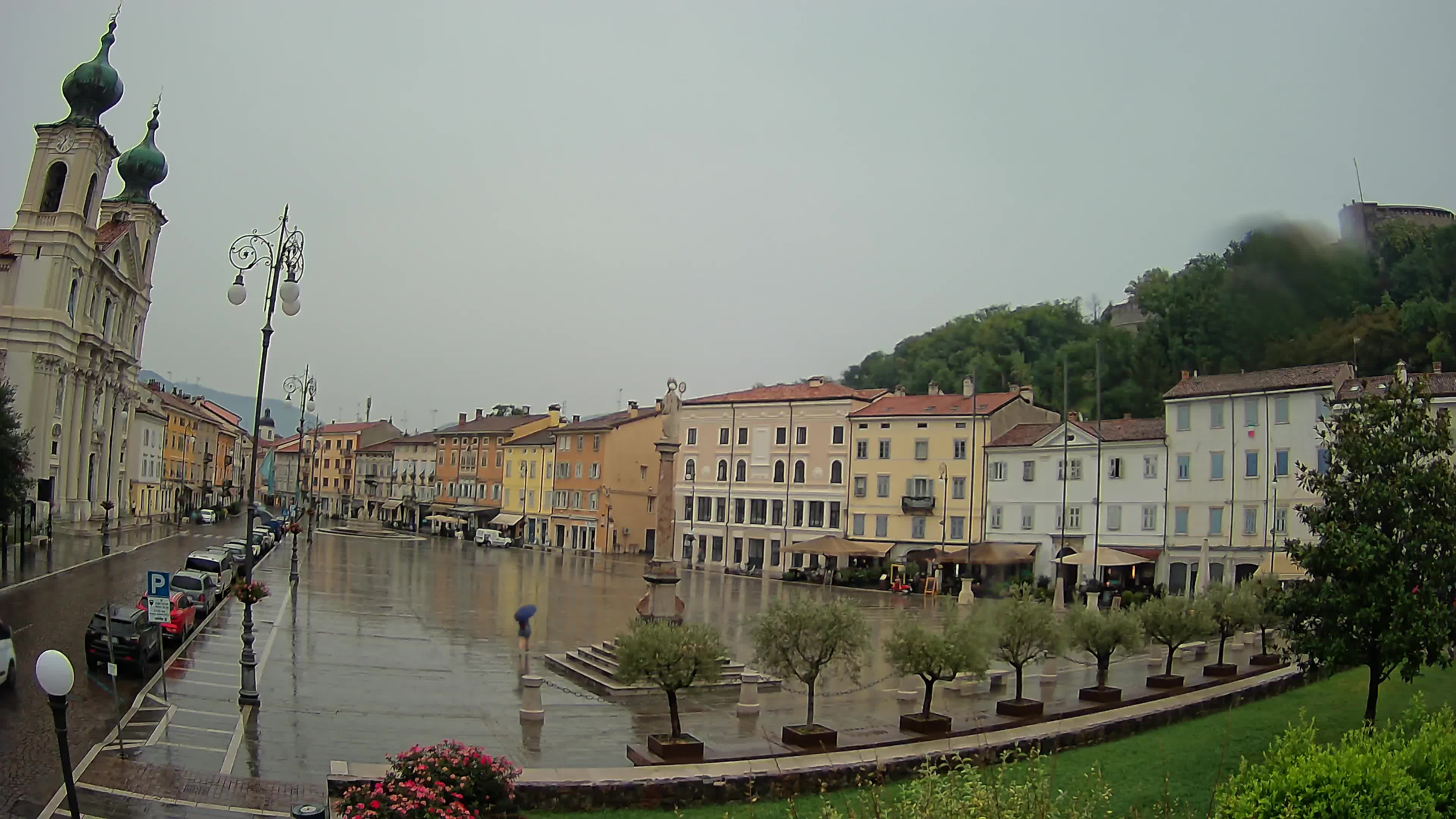 Gorizia – Plaza Vittoria – iglesia de San Pedro. Ignacio