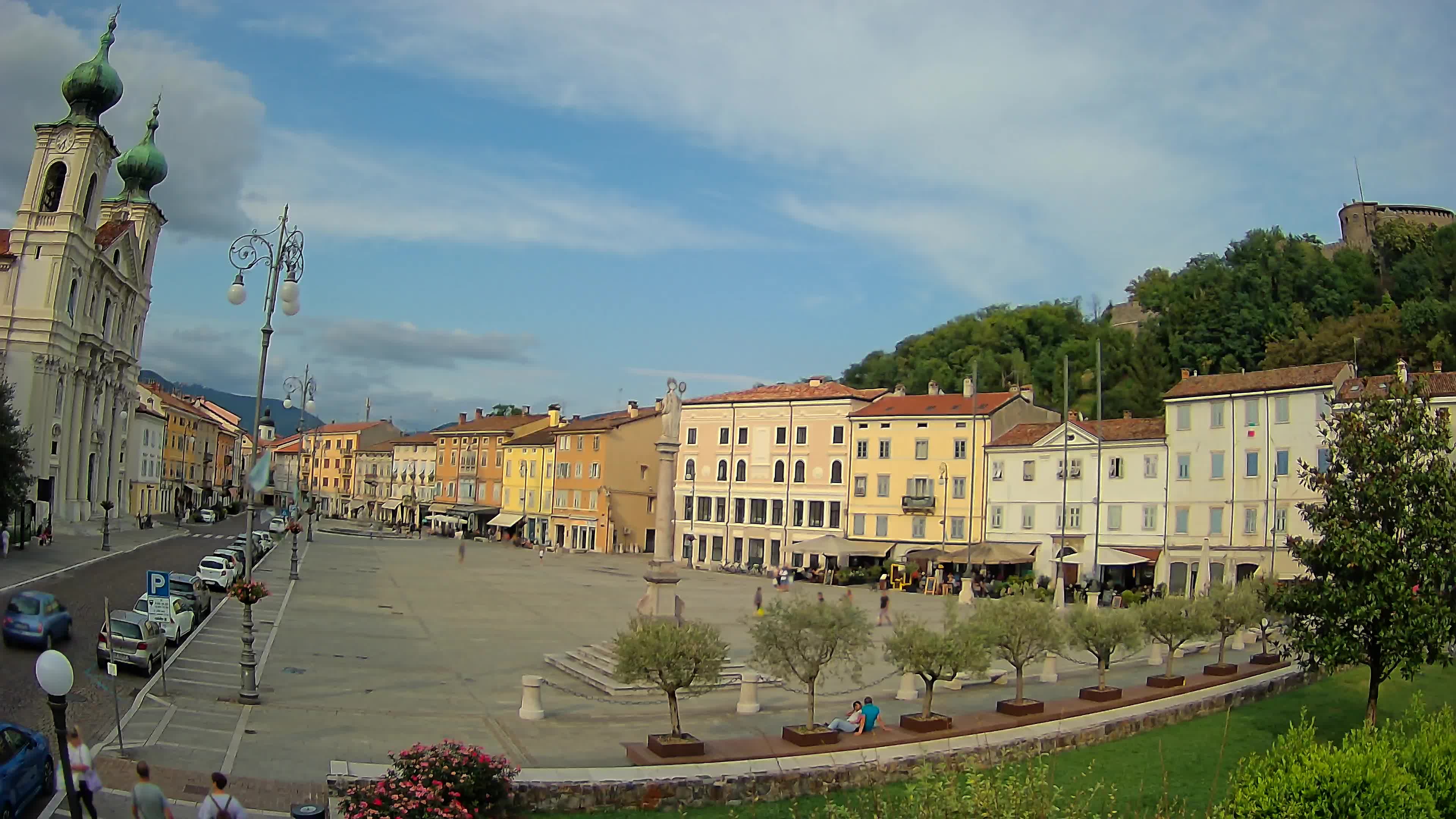 Gorizia Piazza della Vittoria e chiesa di S. Ignazio