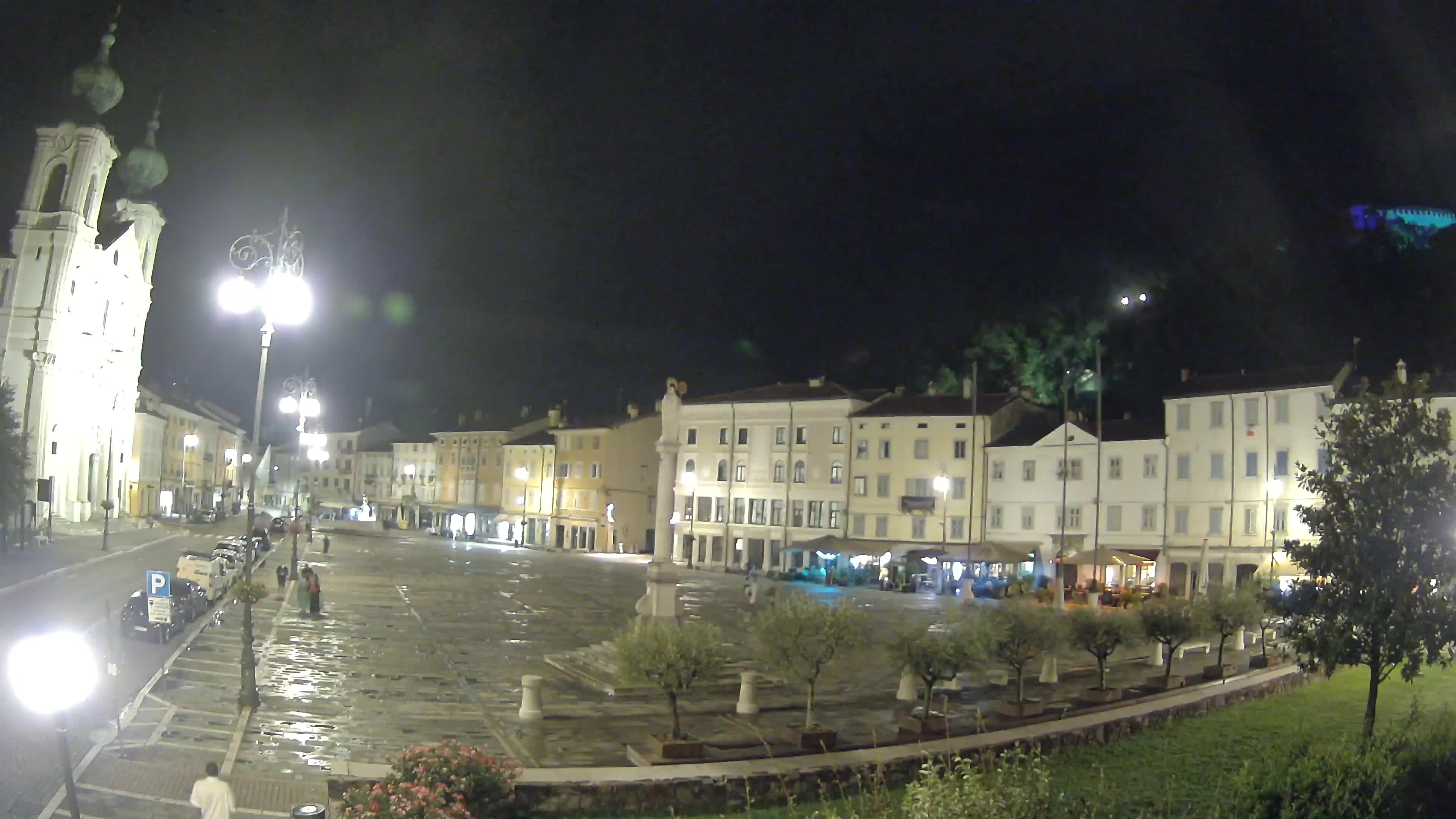 Gorizia – Plaza Vittoria – iglesia de San Pedro. Ignacio