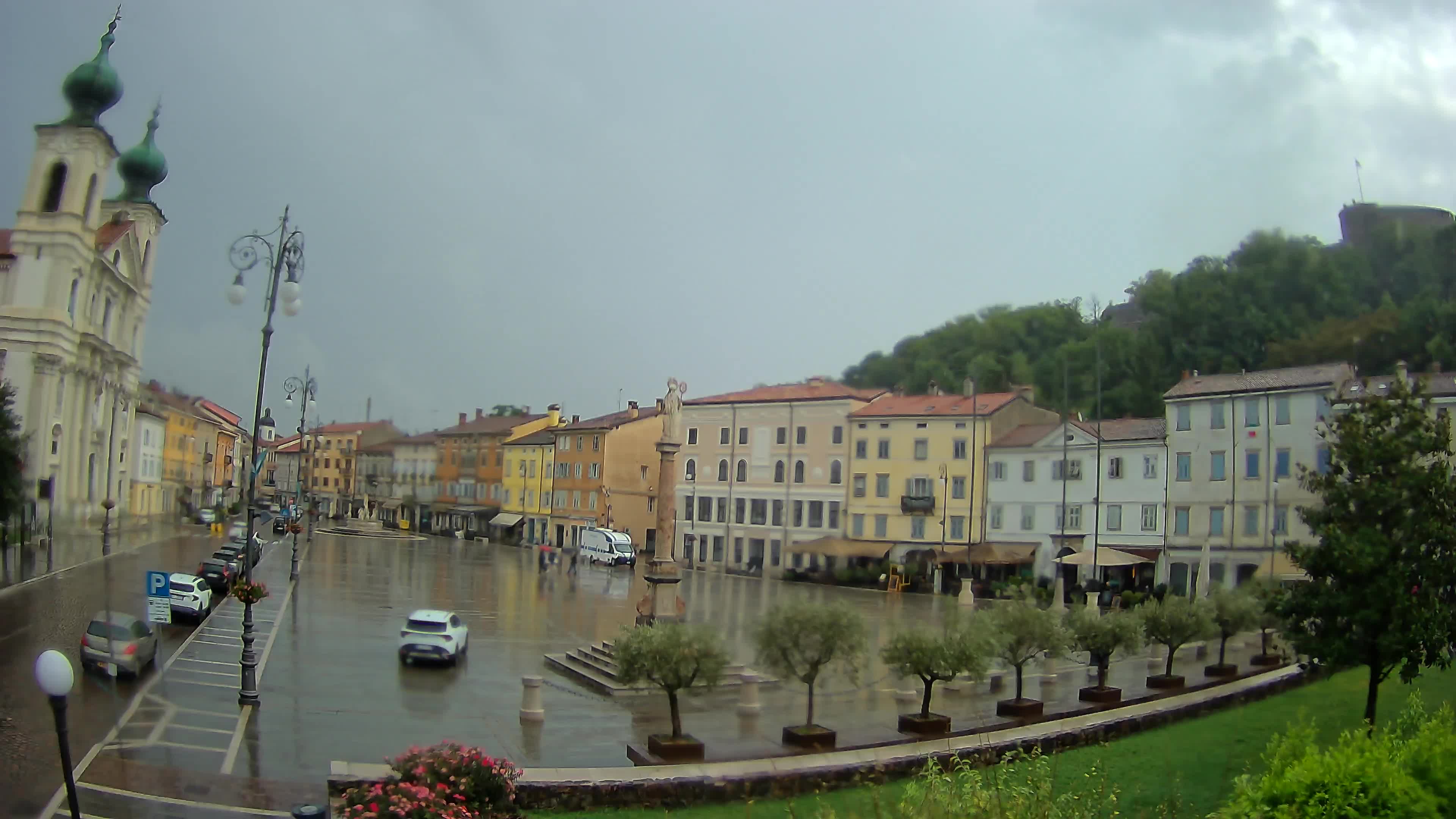 Webcam Gorizia Vittoria square – Church of st. Ignazio