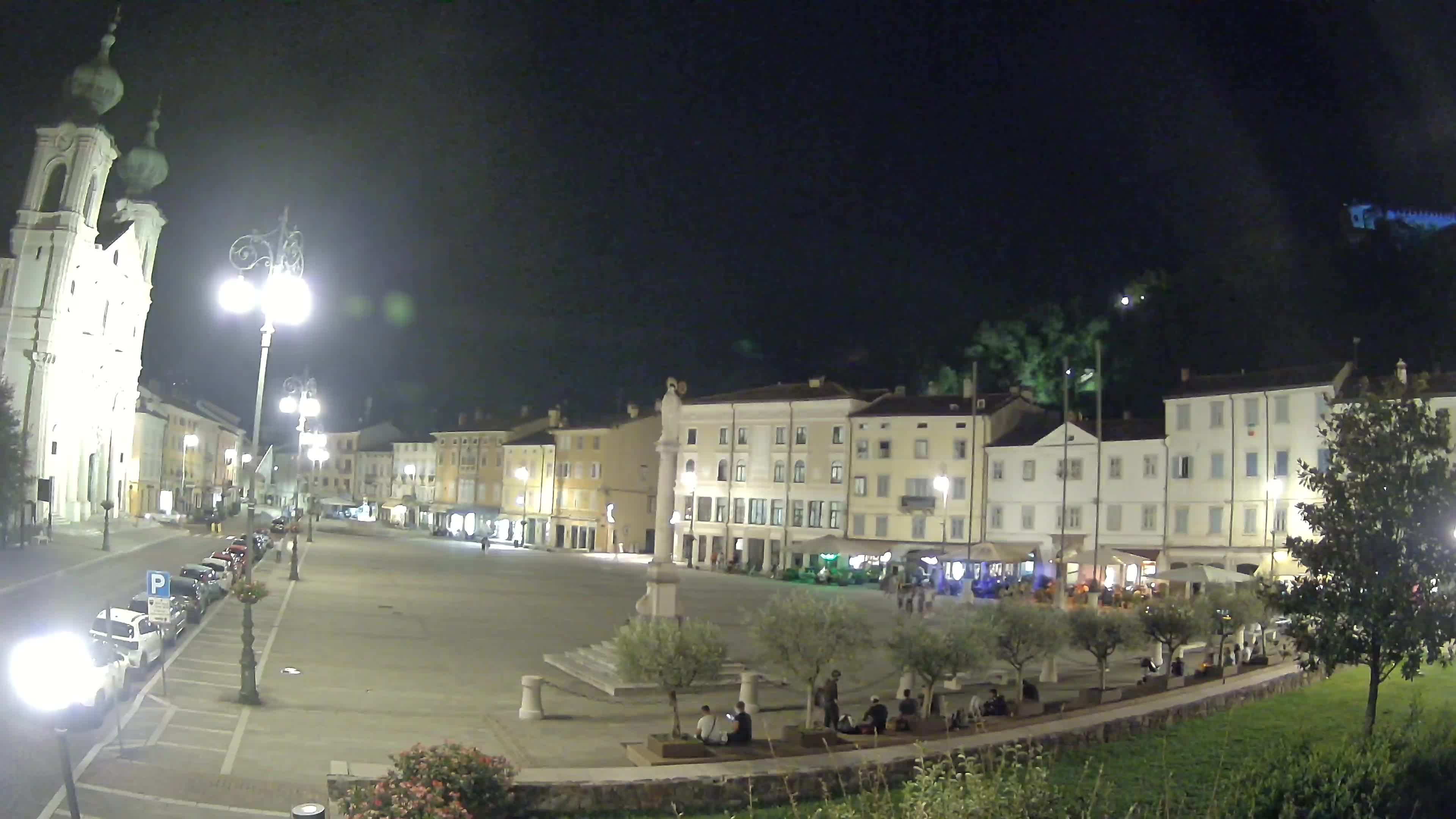 Gorizia Piazza della Vittoria e chiesa di S. Ignazio