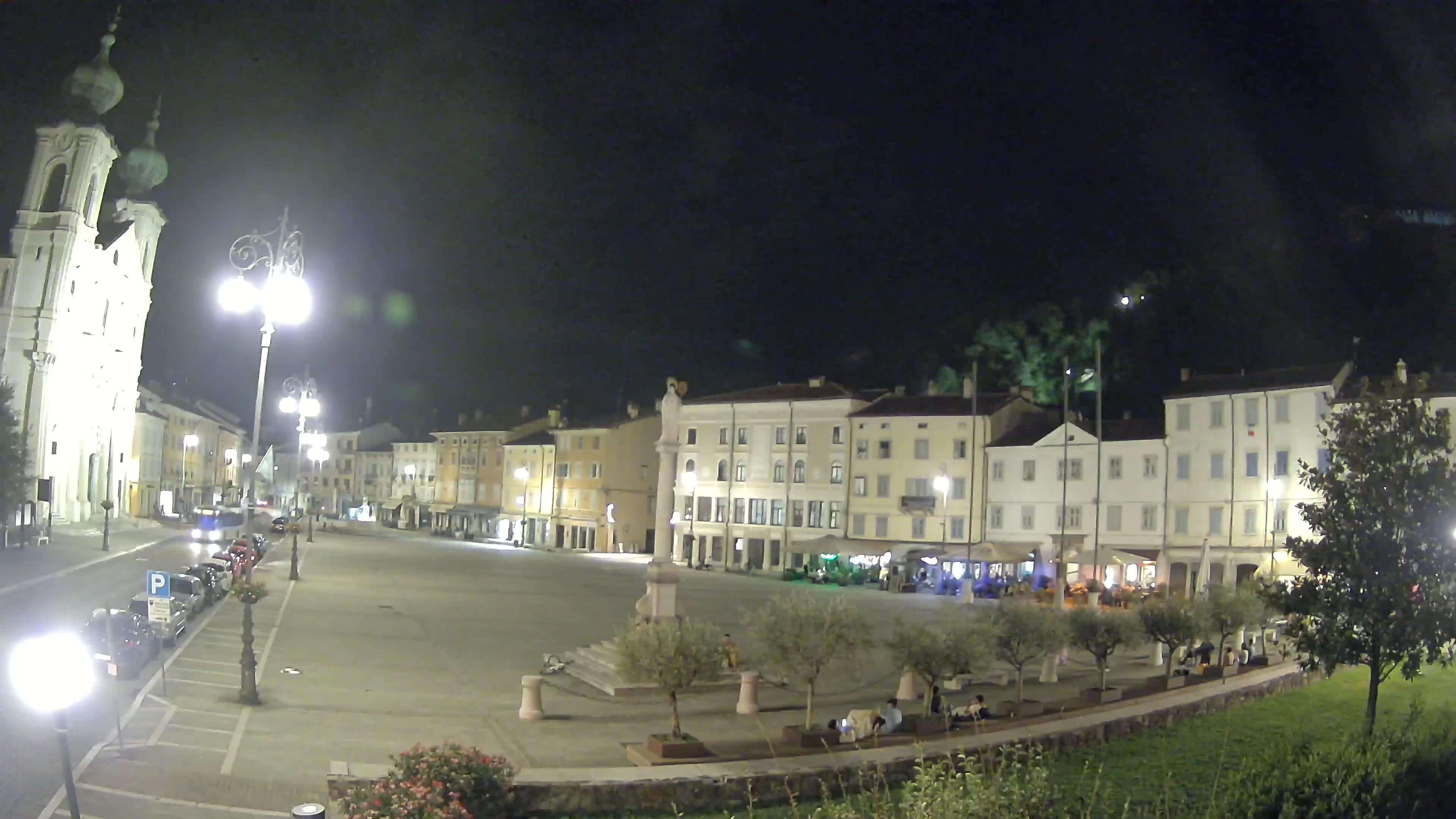 Gorizia – Plaza Vittoria – iglesia de San Pedro. Ignacio
