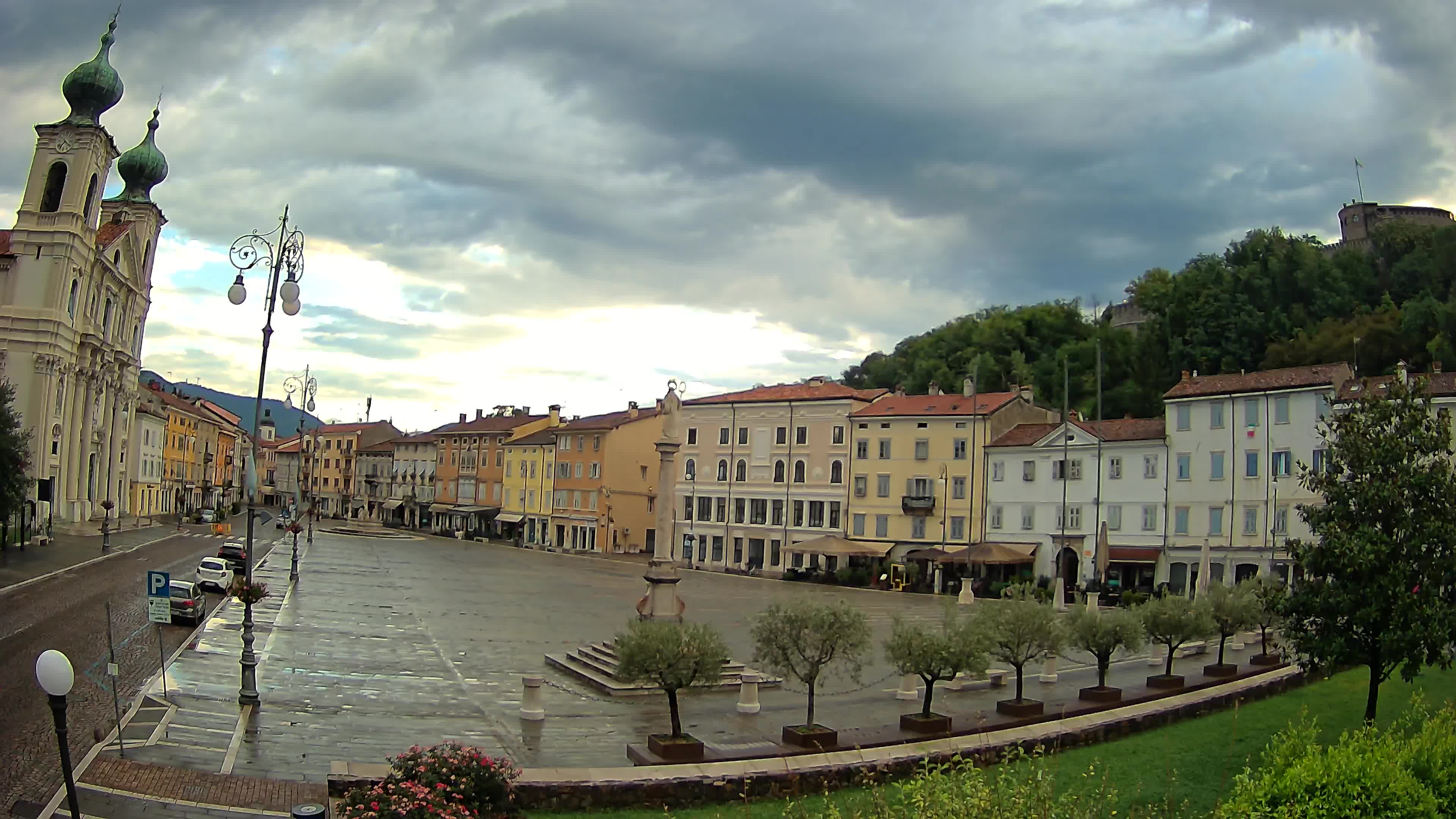 Webcam Gorizia Vittoria square – Church of st. Ignazio