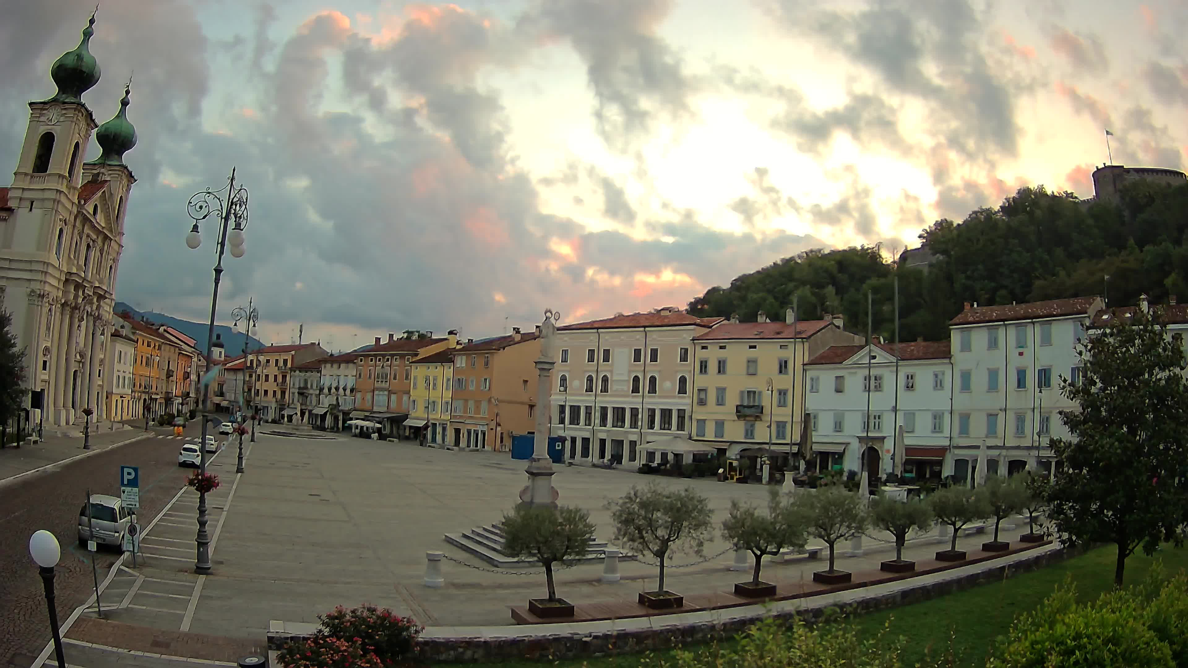 Webcam Gorizia Vittoria square – Church of st. Ignazio