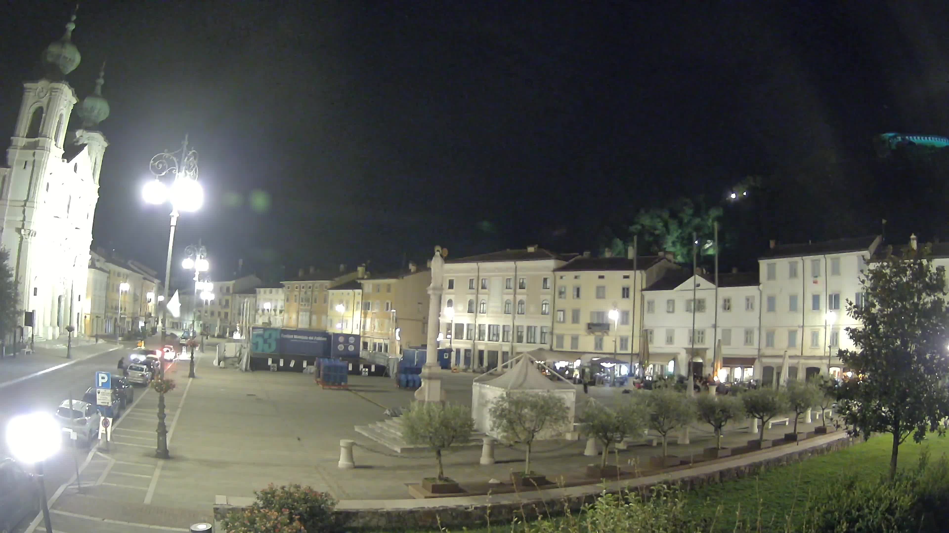 Gorizia Piazza della Vittoria e chiesa di S. Ignazio