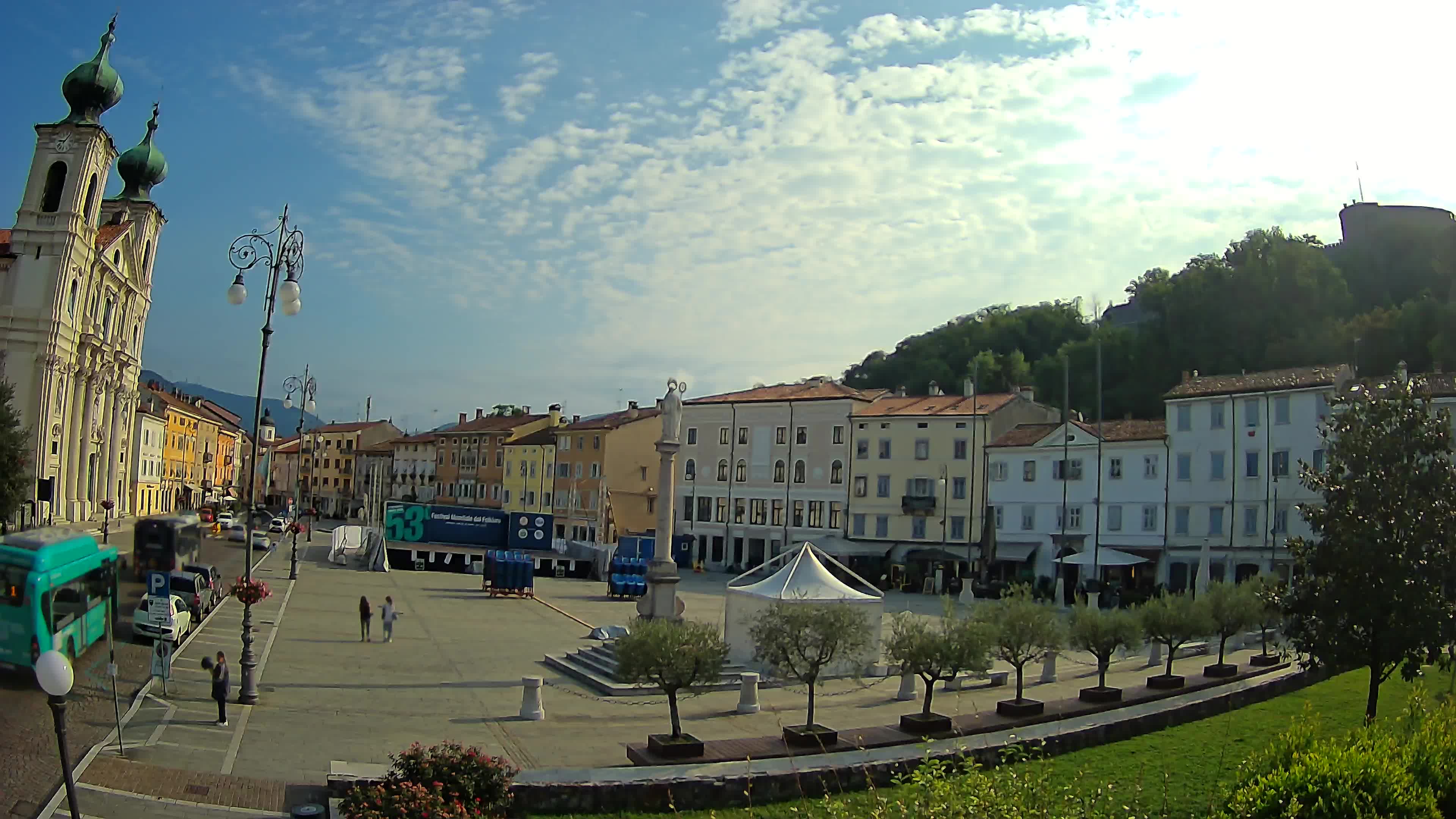 Gorizia – Plaza Vittoria – iglesia de San Pedro. Ignacio