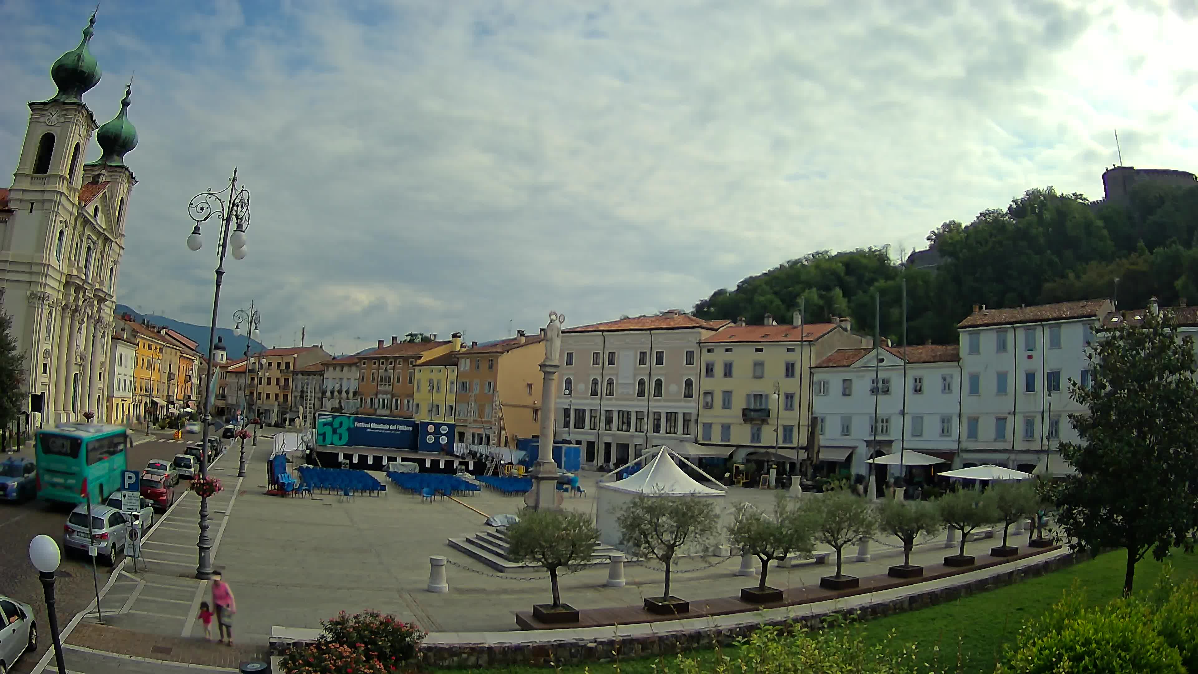 Gorizia – Plaza Vittoria – iglesia de San Pedro. Ignacio