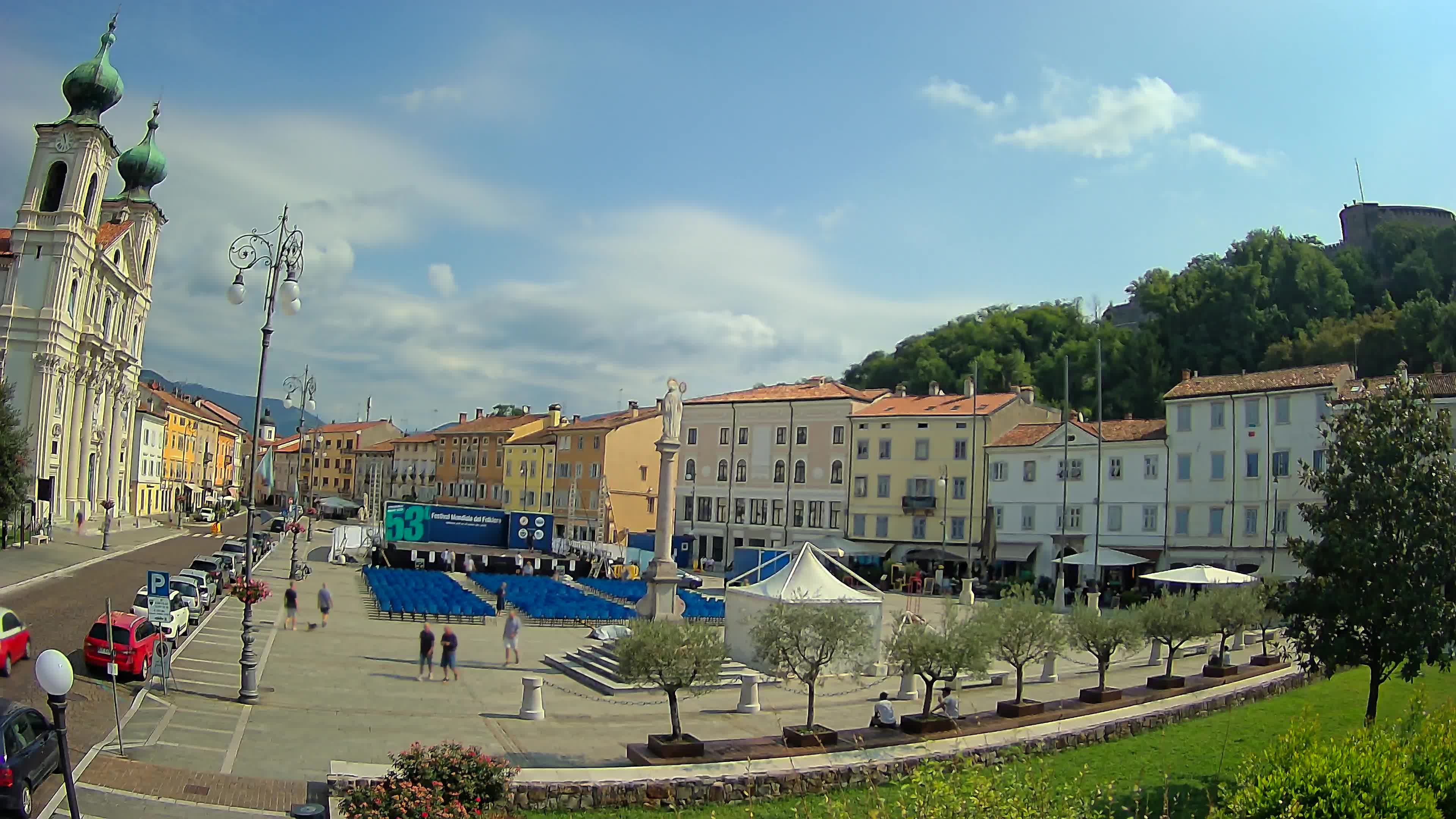 Gorizia Piazza della Vittoria e chiesa di S. Ignazio