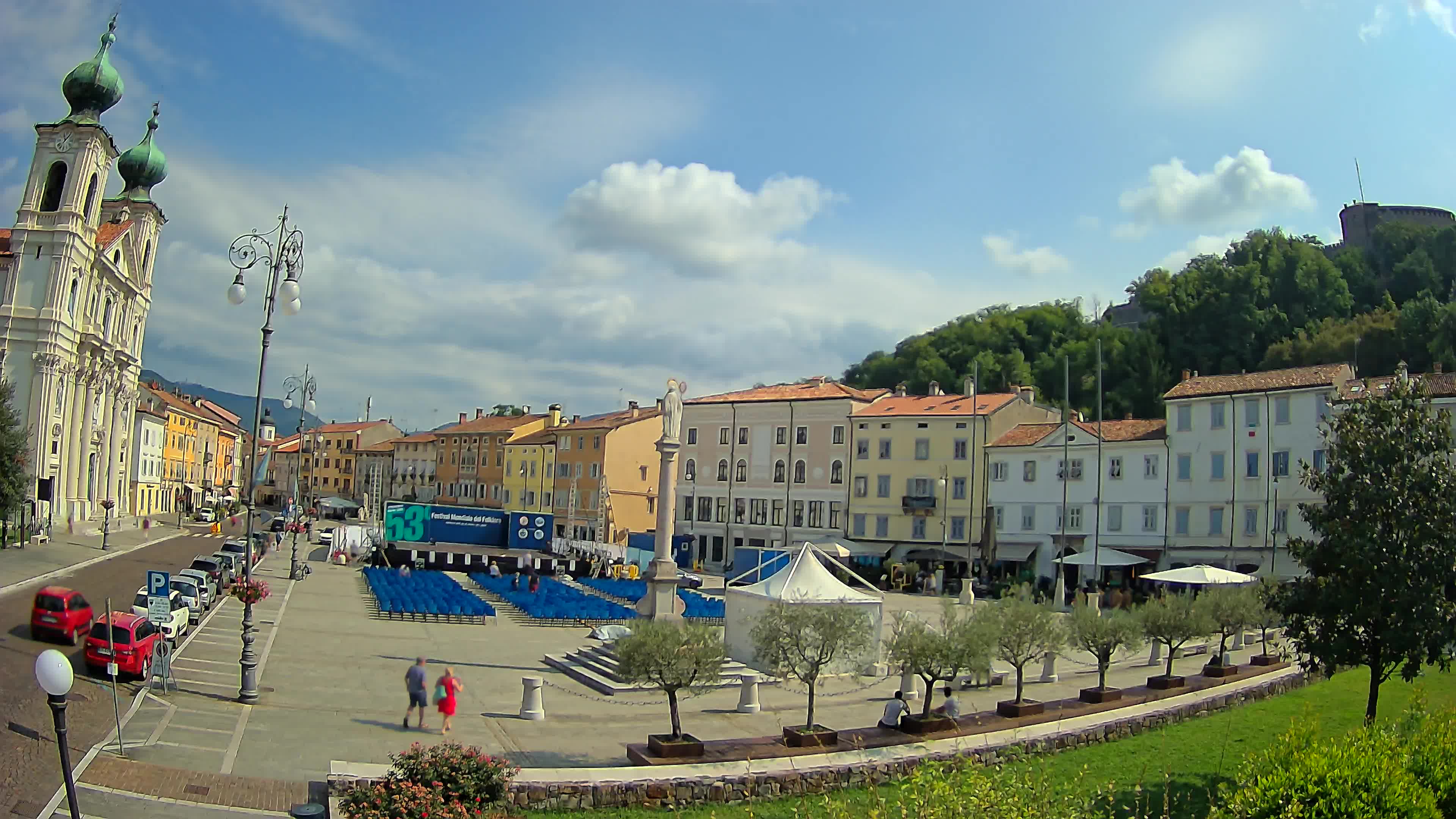 Gorizia – Plaza Vittoria – iglesia de San Pedro. Ignacio