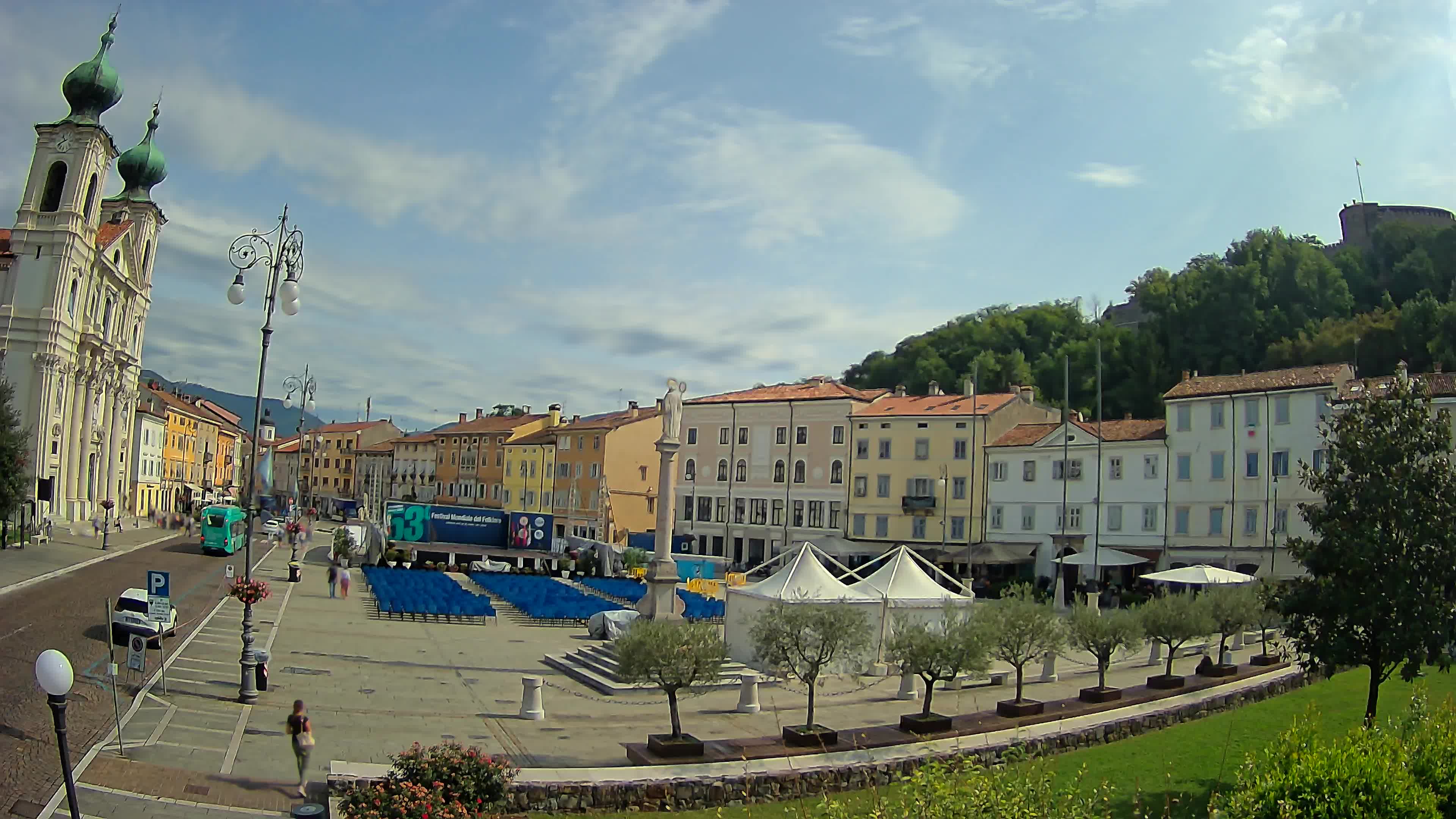 Gorizia – Plaza Vittoria – iglesia de San Pedro. Ignacio