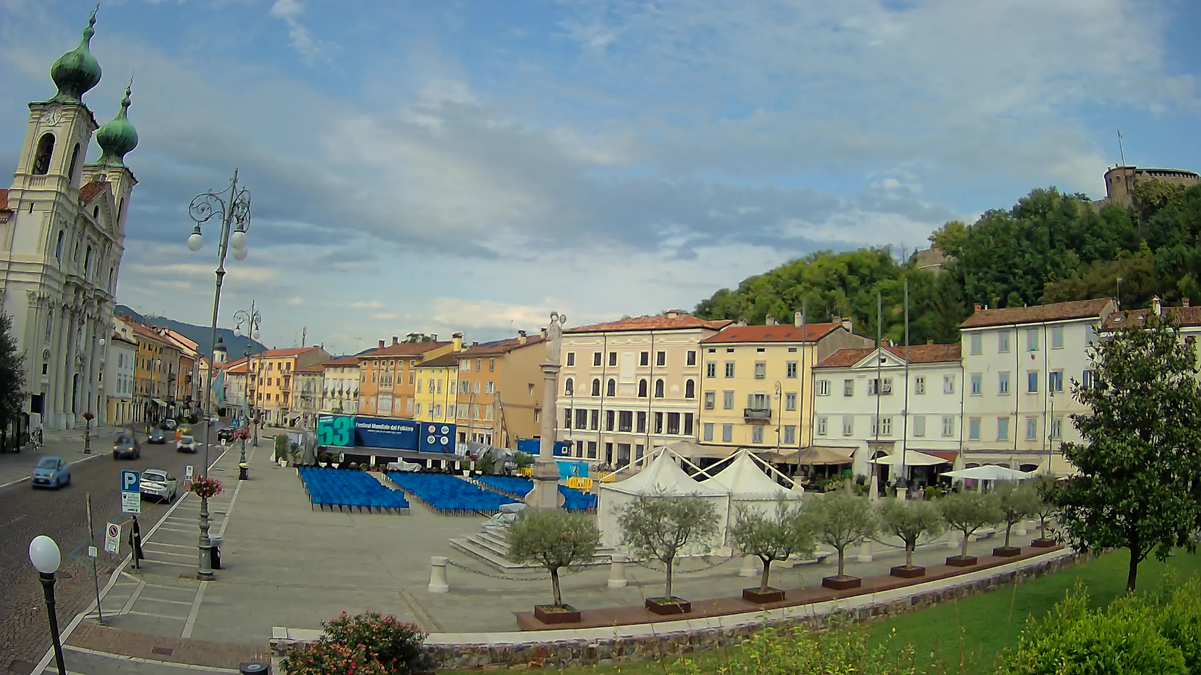Gorizia – Plaza Vittoria – iglesia de San Pedro. Ignacio