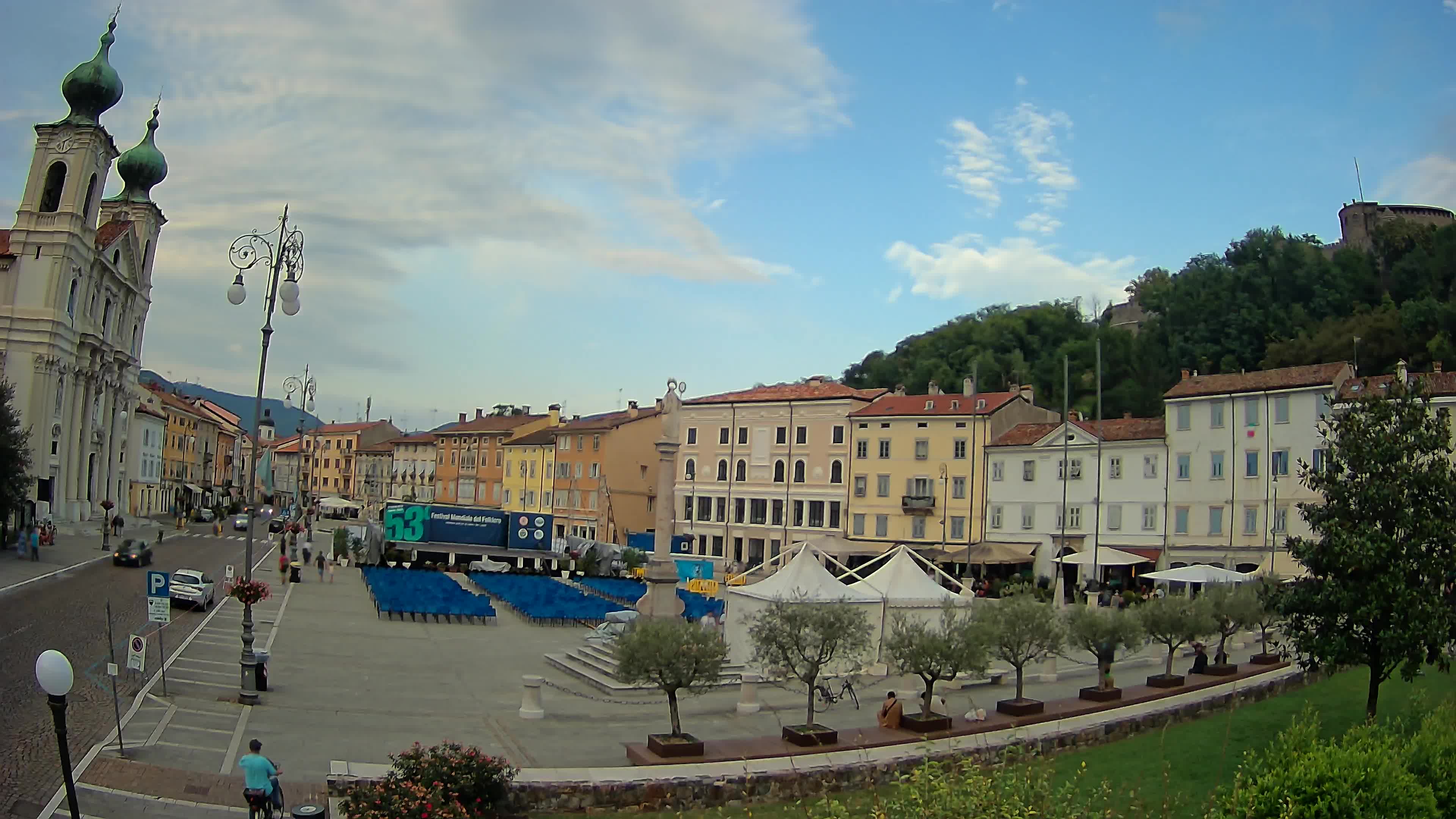 Gorizia Piazza della Vittoria e chiesa di S. Ignazio