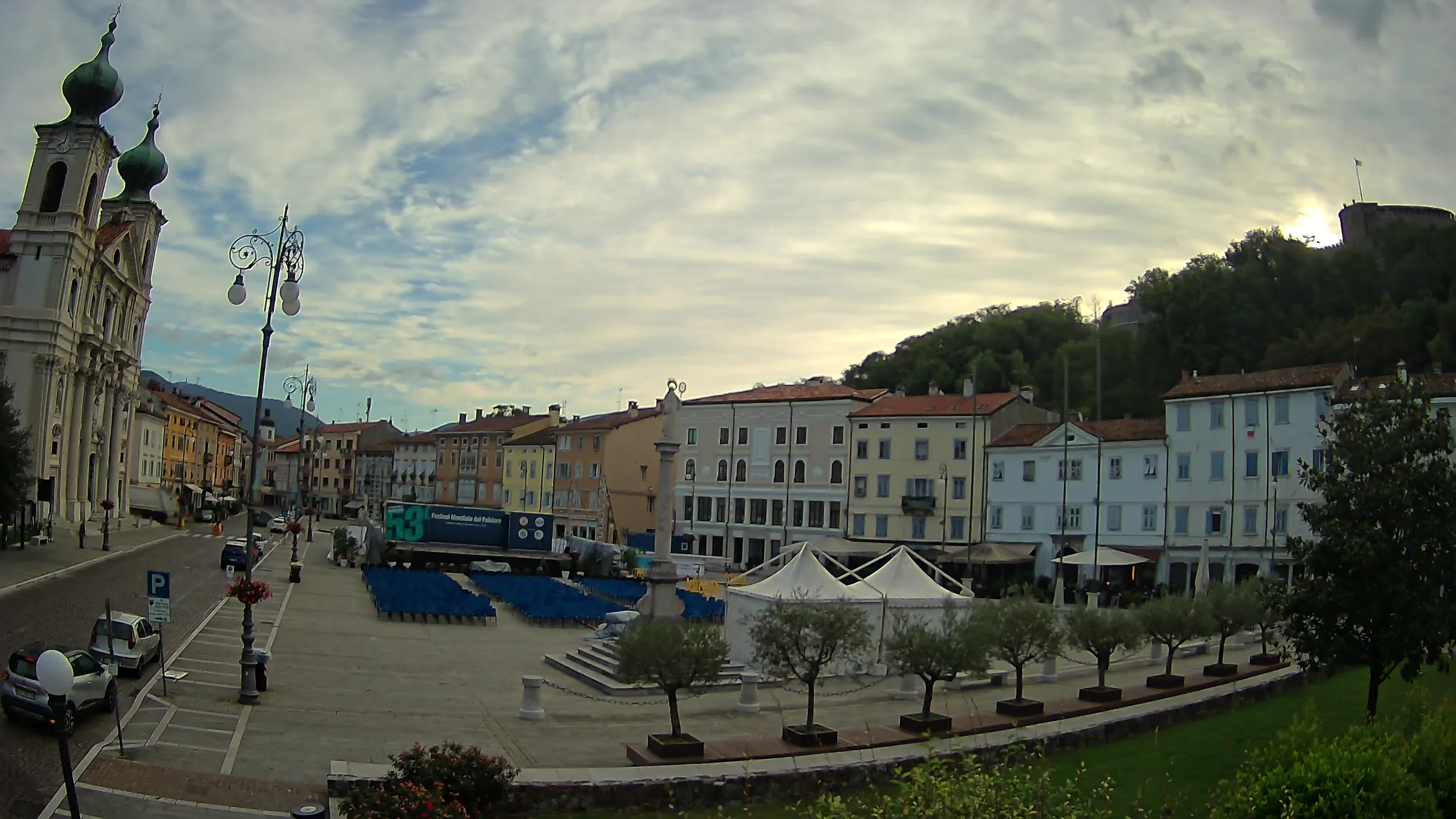 Gorizia – Plaza Vittoria – iglesia de San Pedro. Ignacio