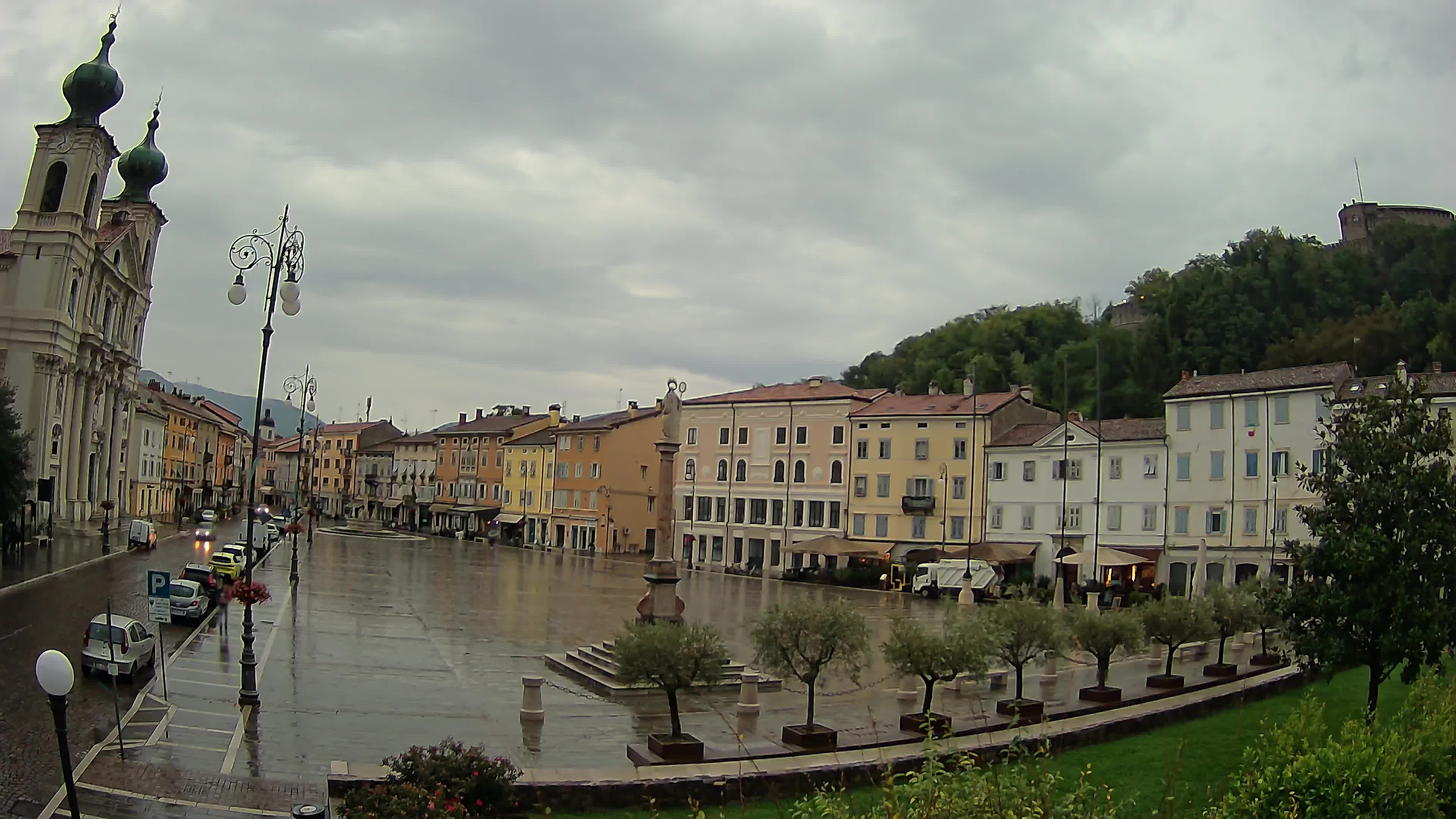Webcam Gorizia Vittoria square – Church of st. Ignazio
