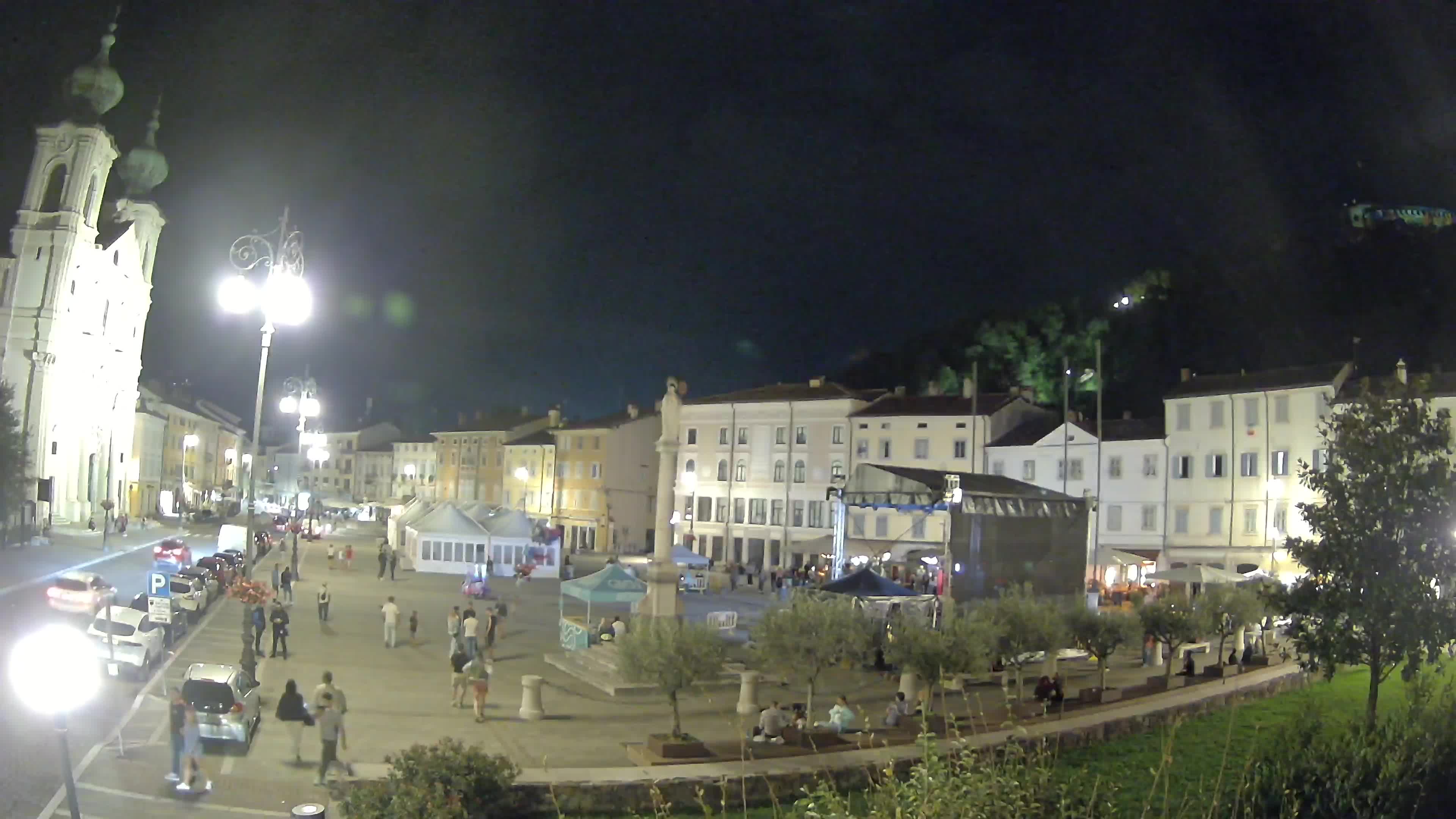Gorizia – Plaza Vittoria – iglesia de San Pedro. Ignacio