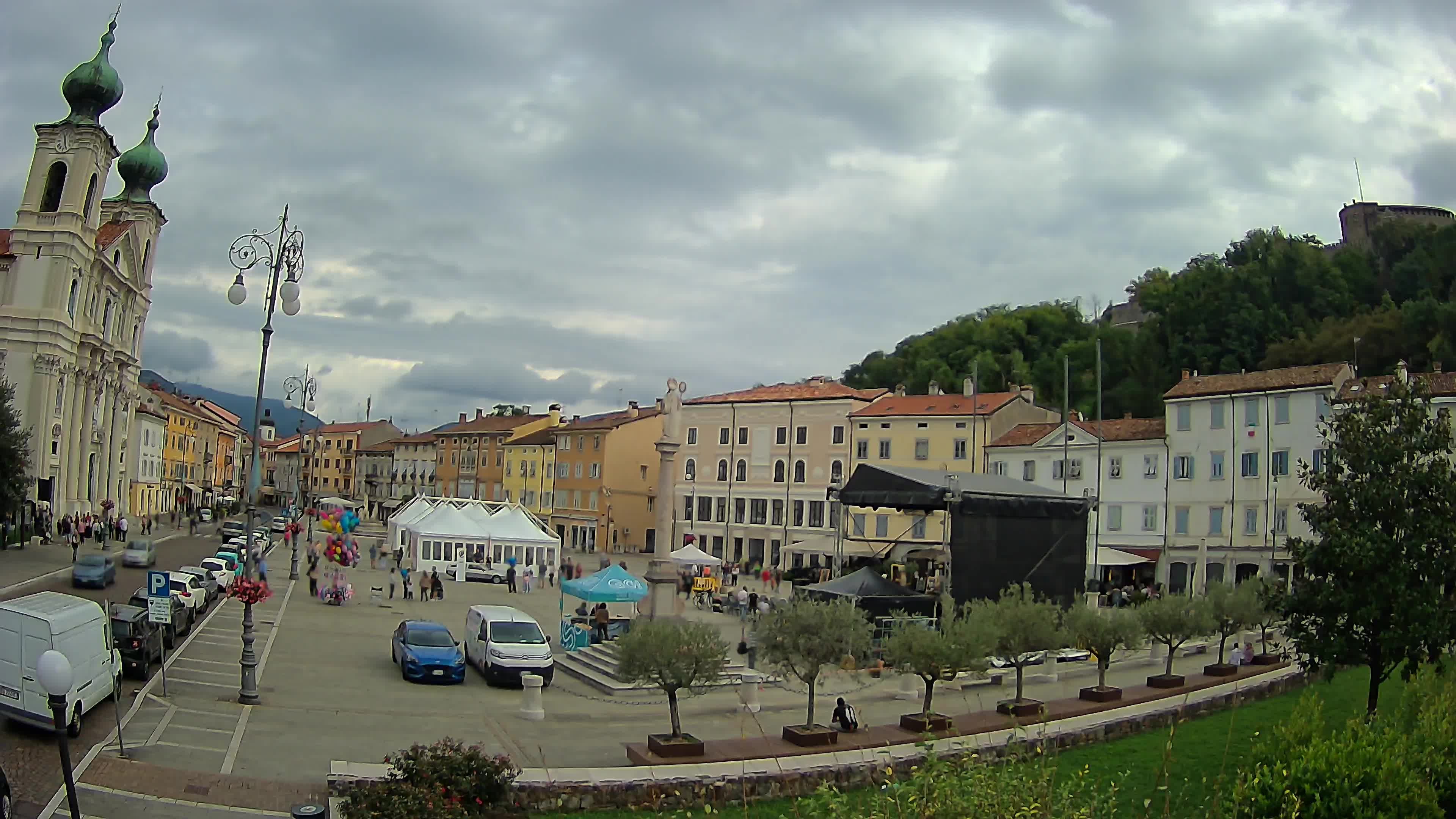 Webcam Gorizia Vittoria square – Church of st. Ignazio