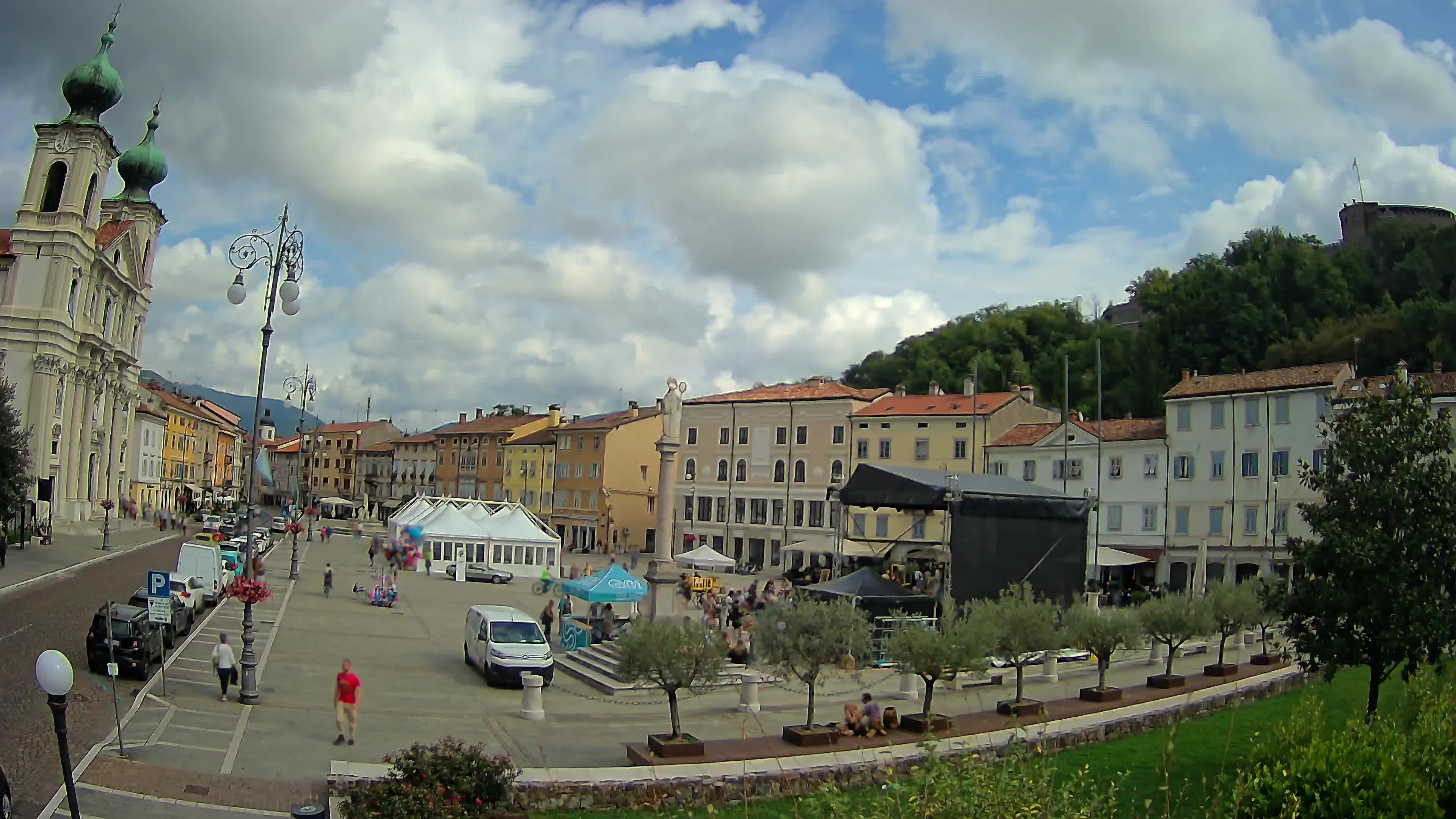 Webcam Gorizia Vittoria square – Church of st. Ignazio