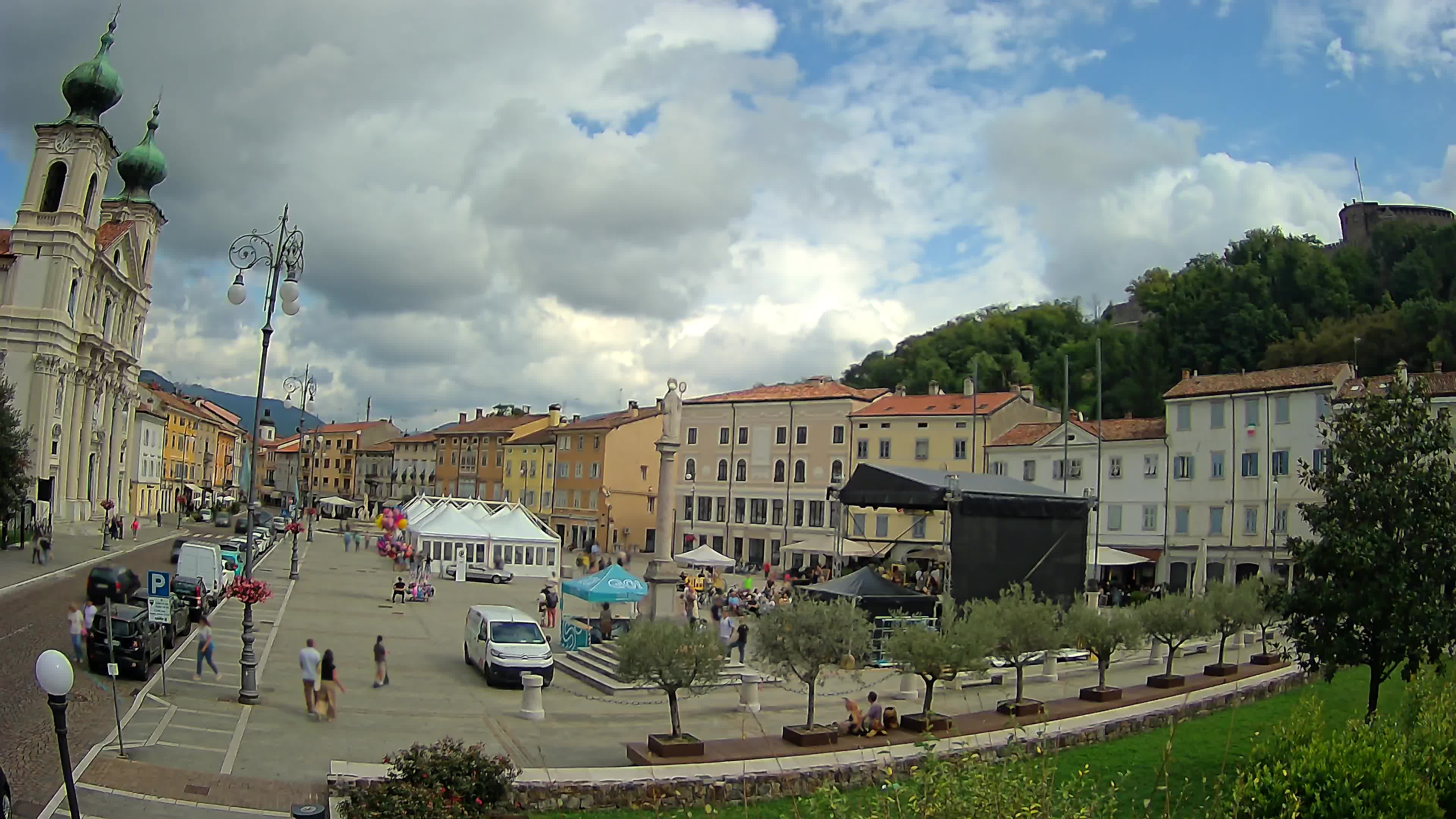 Webcam Gorizia Vittoria square – Church of st. Ignazio