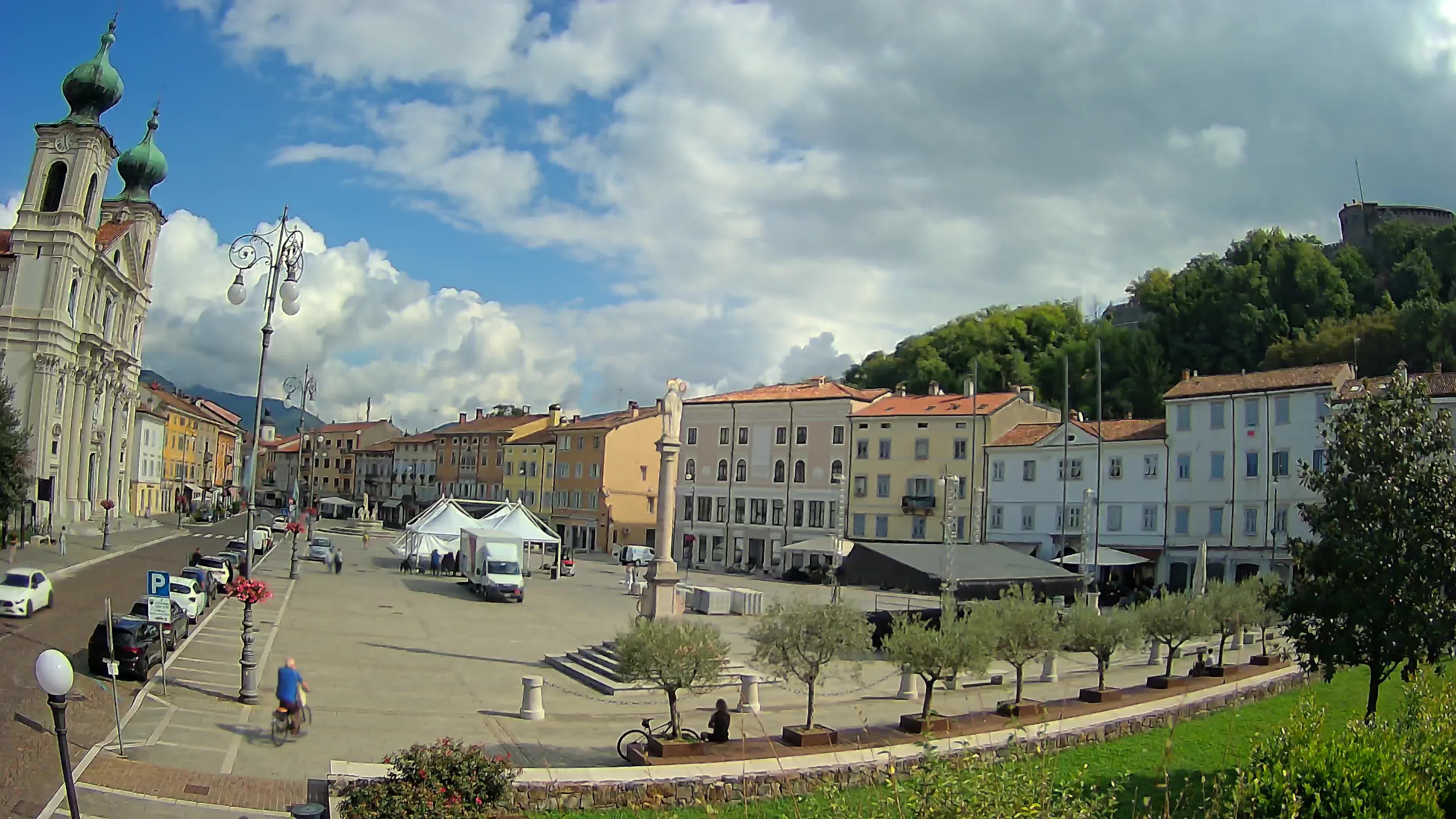 Webcam Gorizia Vittoria square – Church of st. Ignazio
