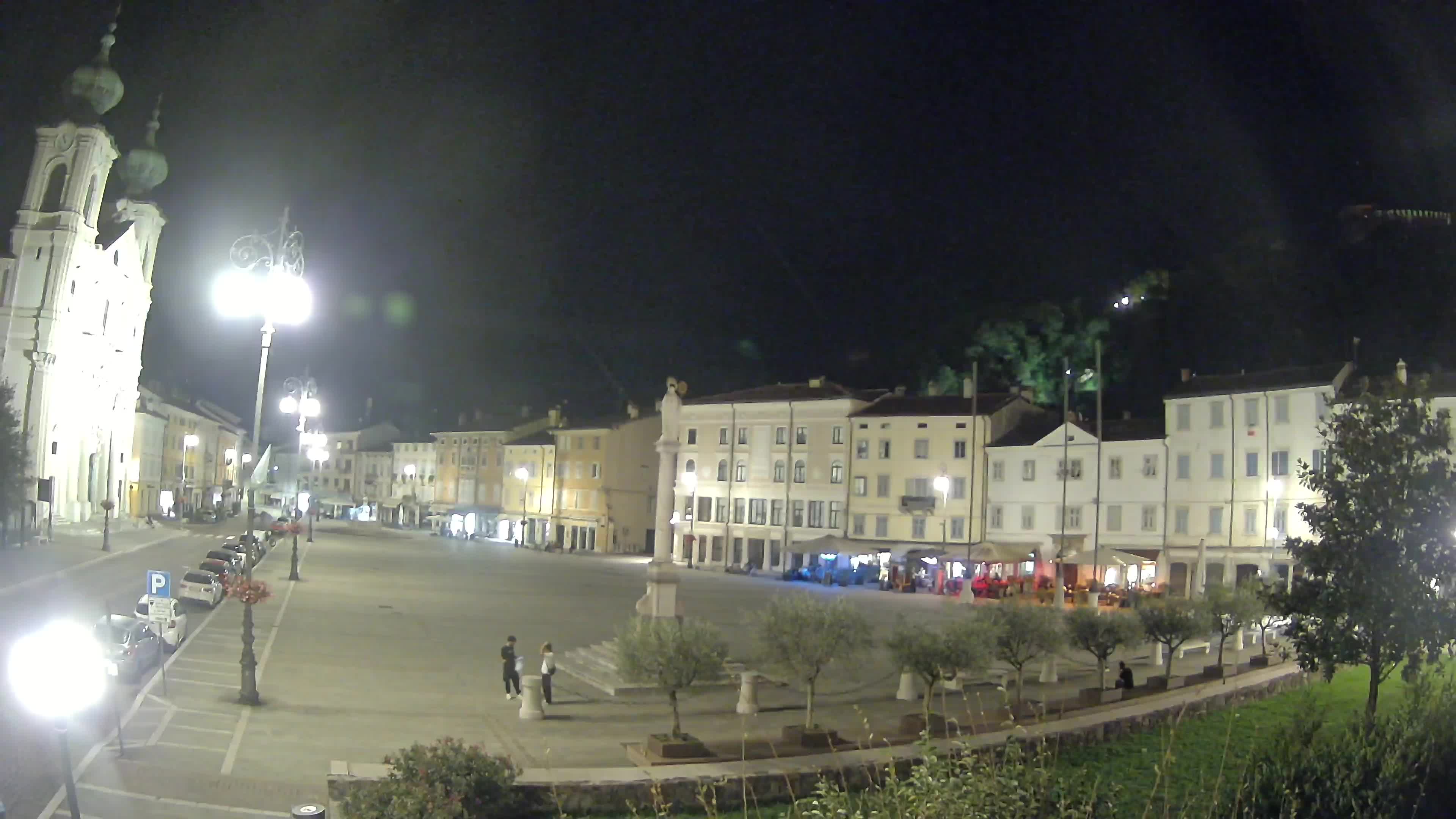 Gorizia – Plaza Vittoria – iglesia de San Pedro. Ignacio