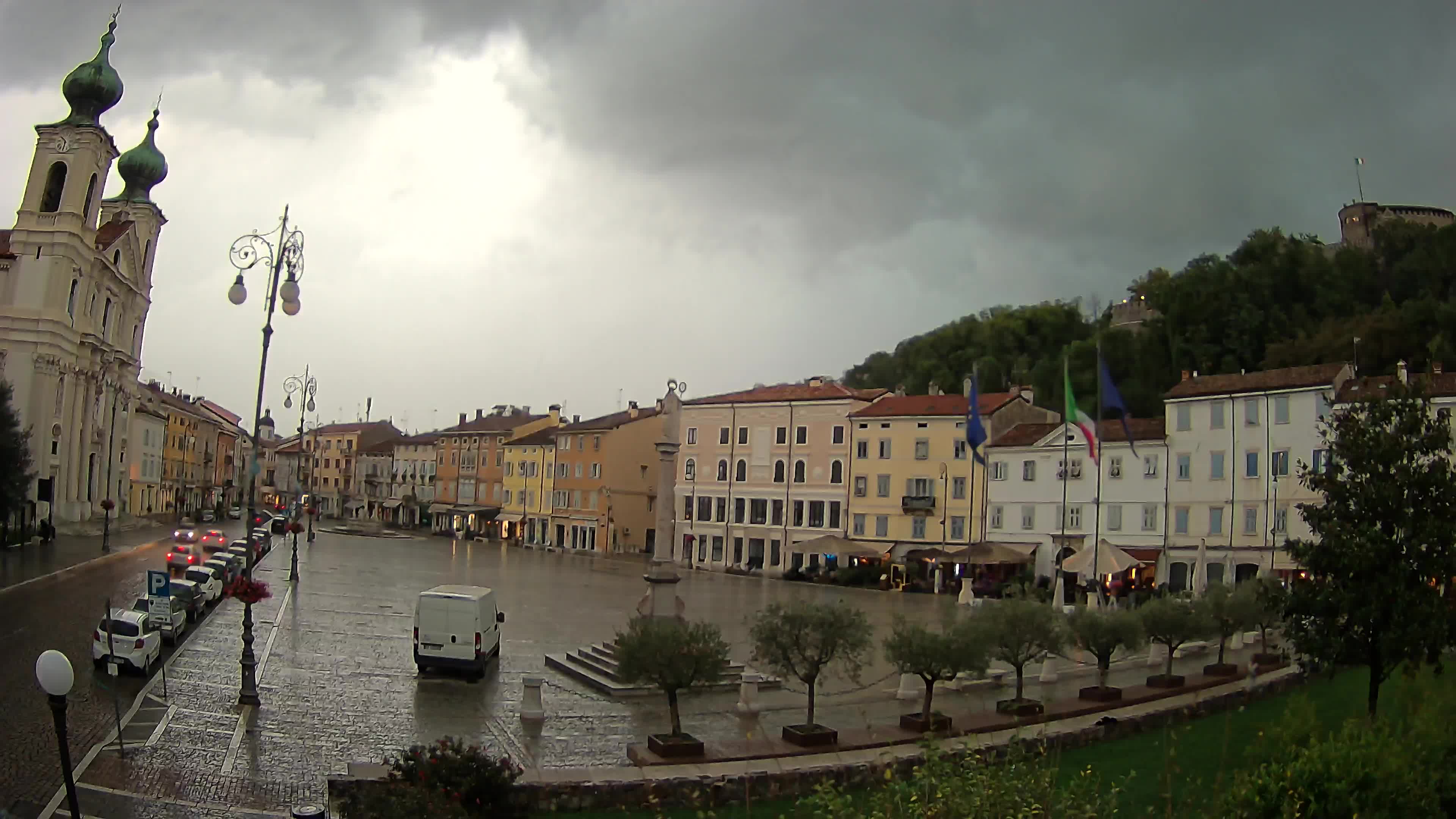 Webcam Gorizia Vittoria square – Church of st. Ignazio