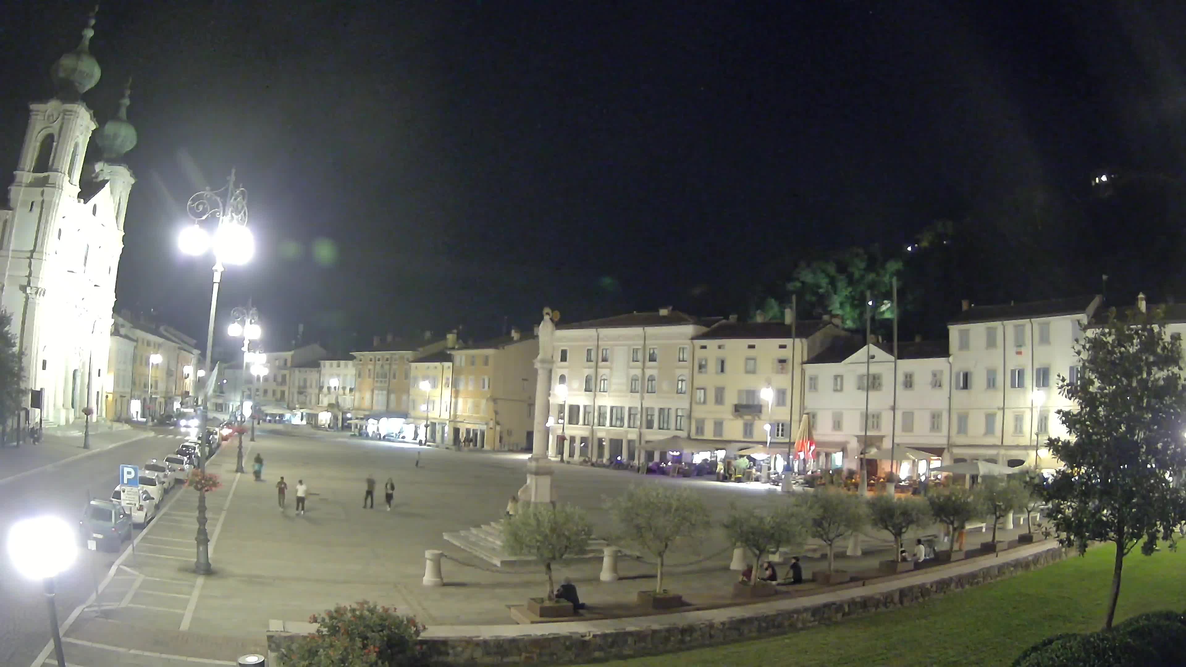 Gorizia – Plaza Vittoria – iglesia de San Pedro. Ignacio