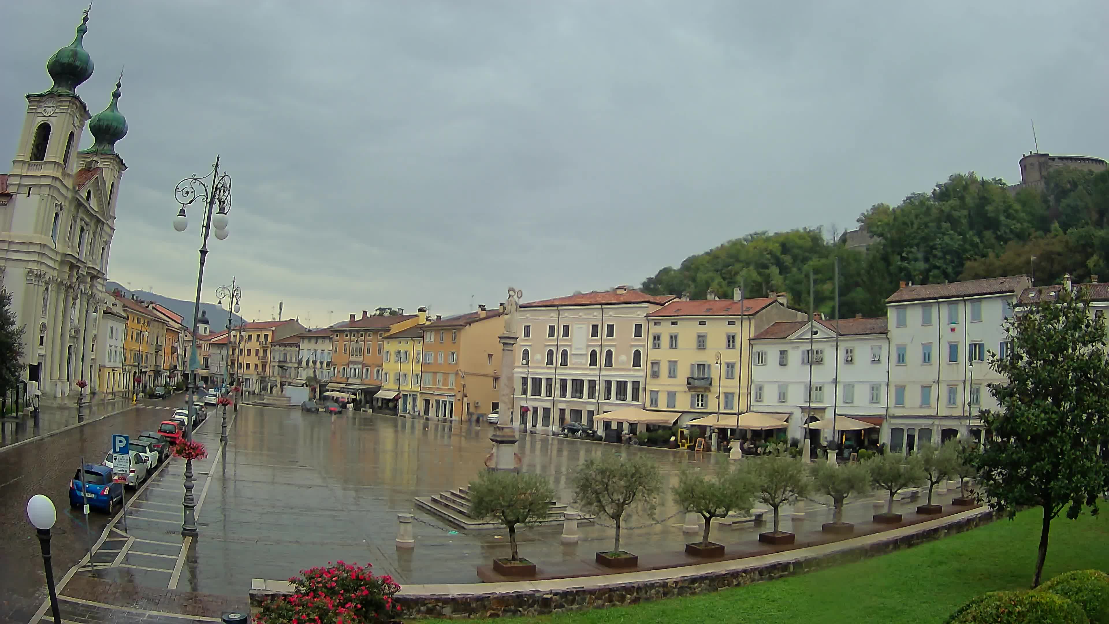 Webcam Gorizia Vittoria square – Church of st. Ignazio