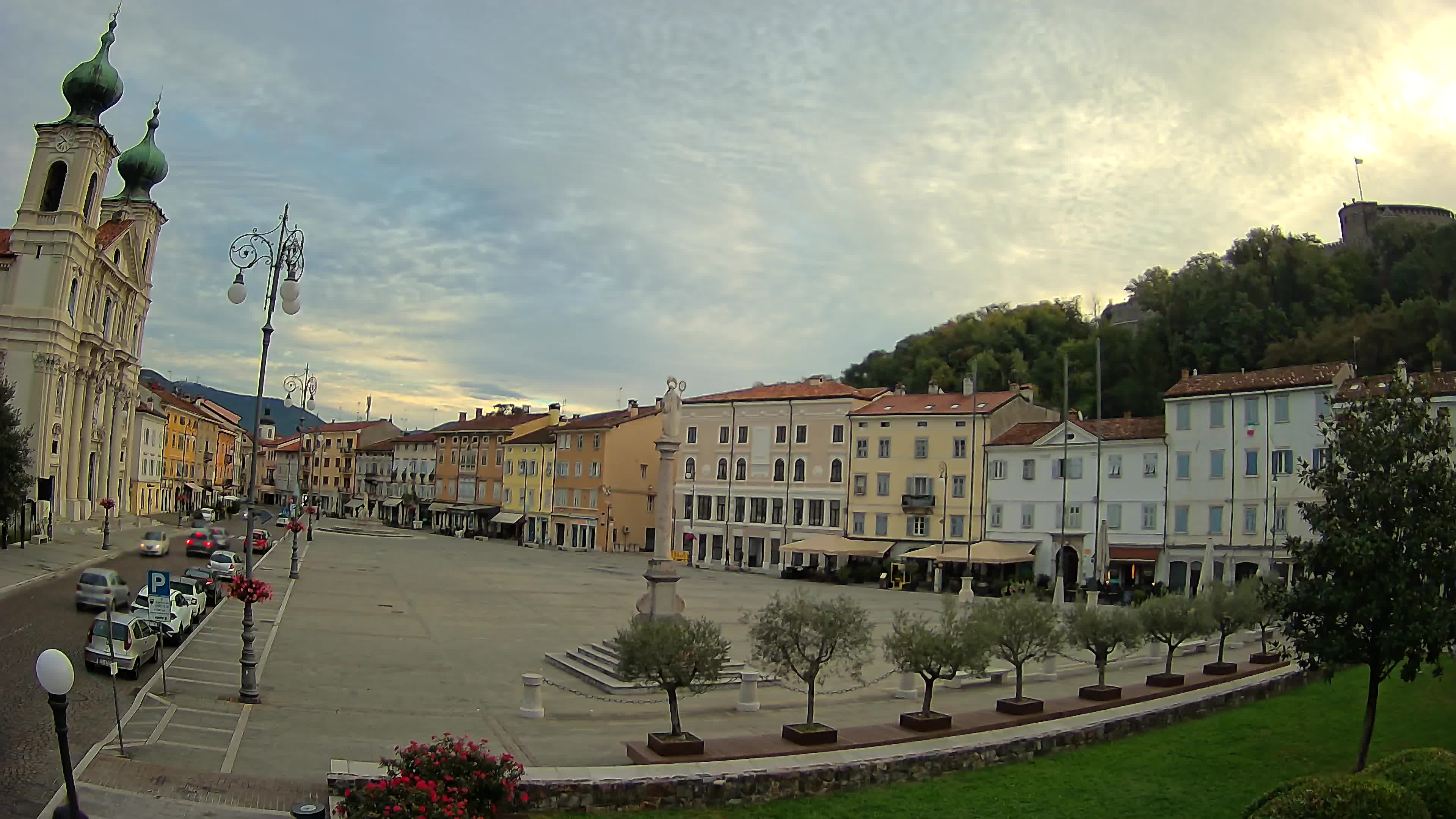 Gorizia – Plaza Vittoria – iglesia de San Pedro. Ignacio
