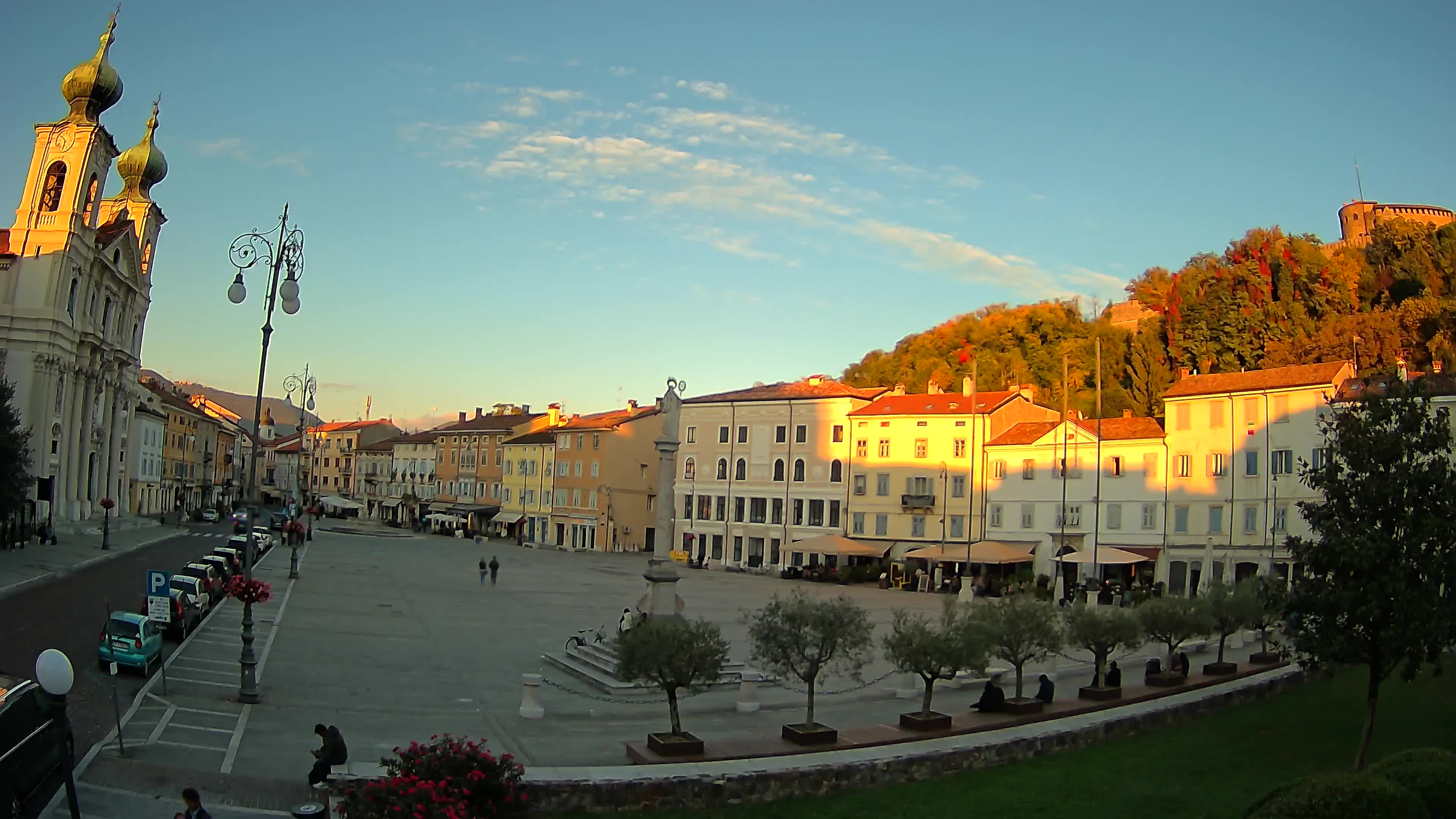 Gorizia – Plaza Vittoria – iglesia de San Pedro. Ignacio