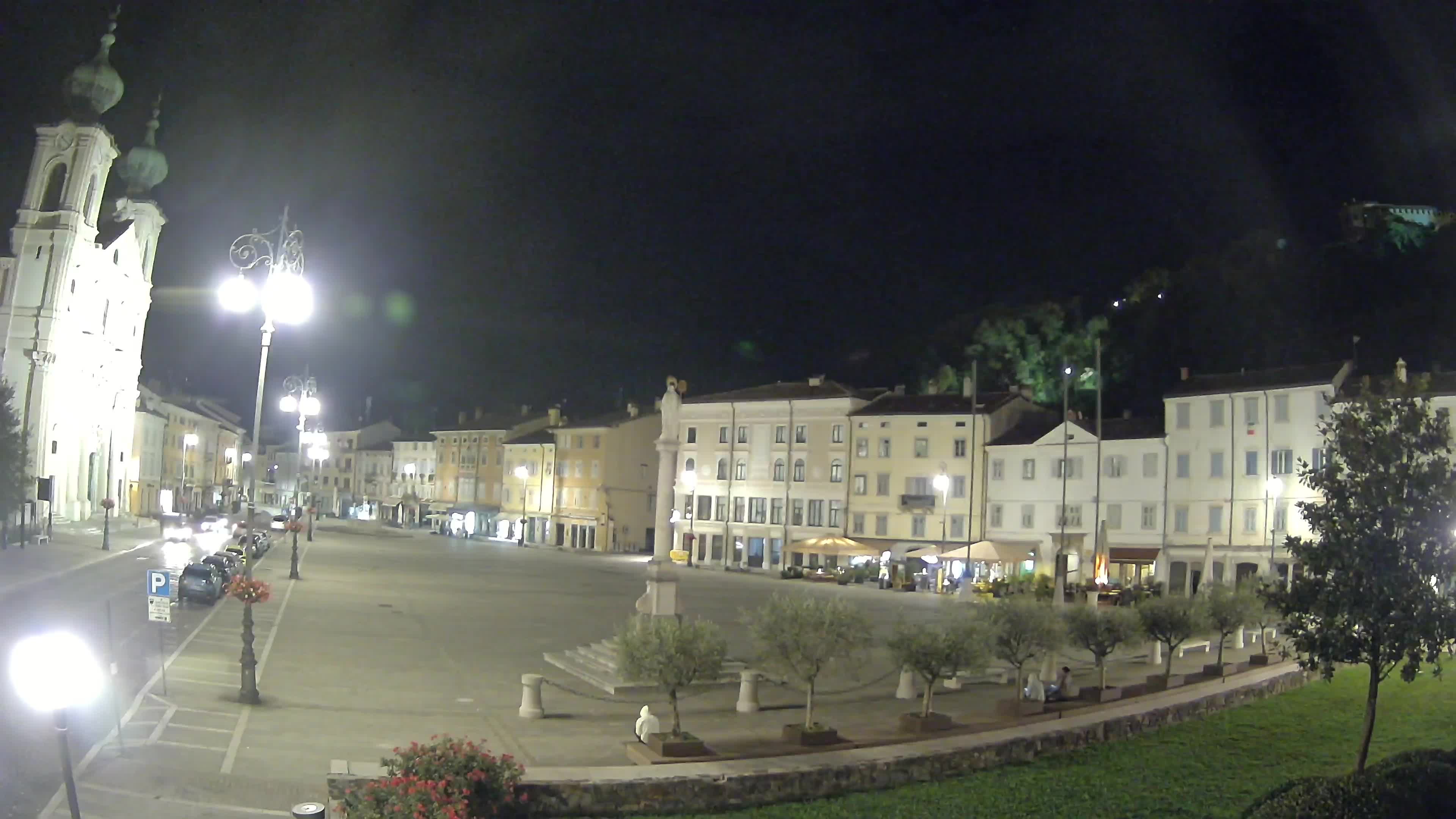 Gorizia – Plaza Vittoria – iglesia de San Pedro. Ignacio