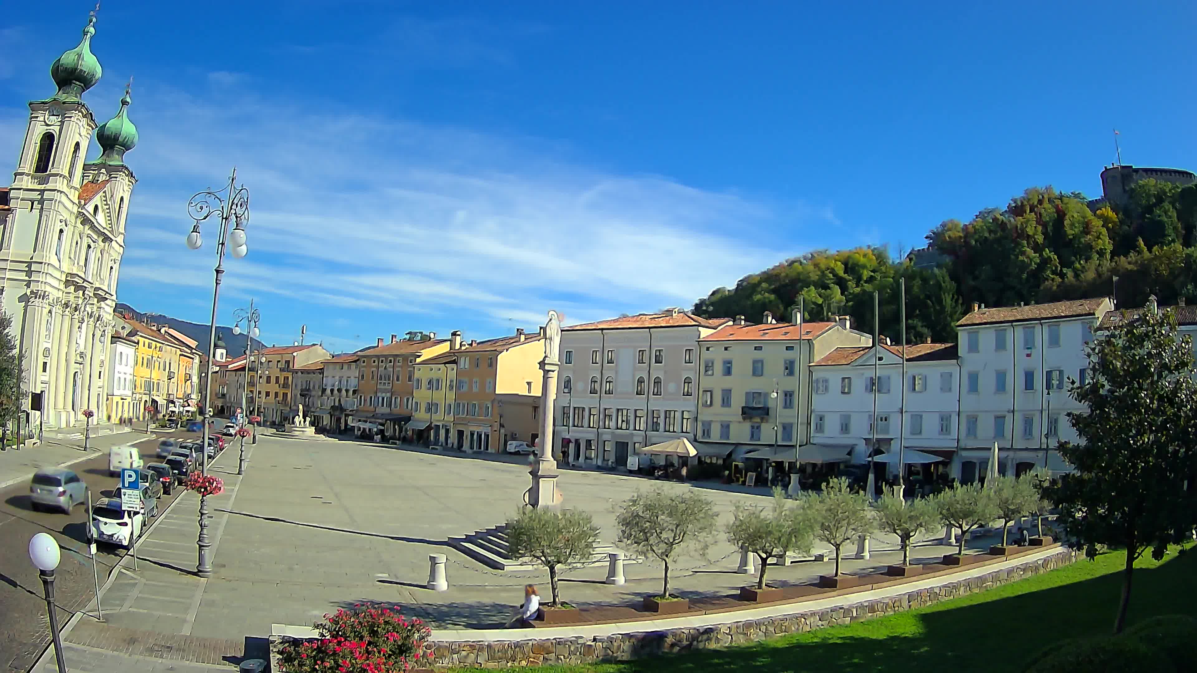 Gorizia – Plaza Vittoria – iglesia de San Pedro. Ignacio