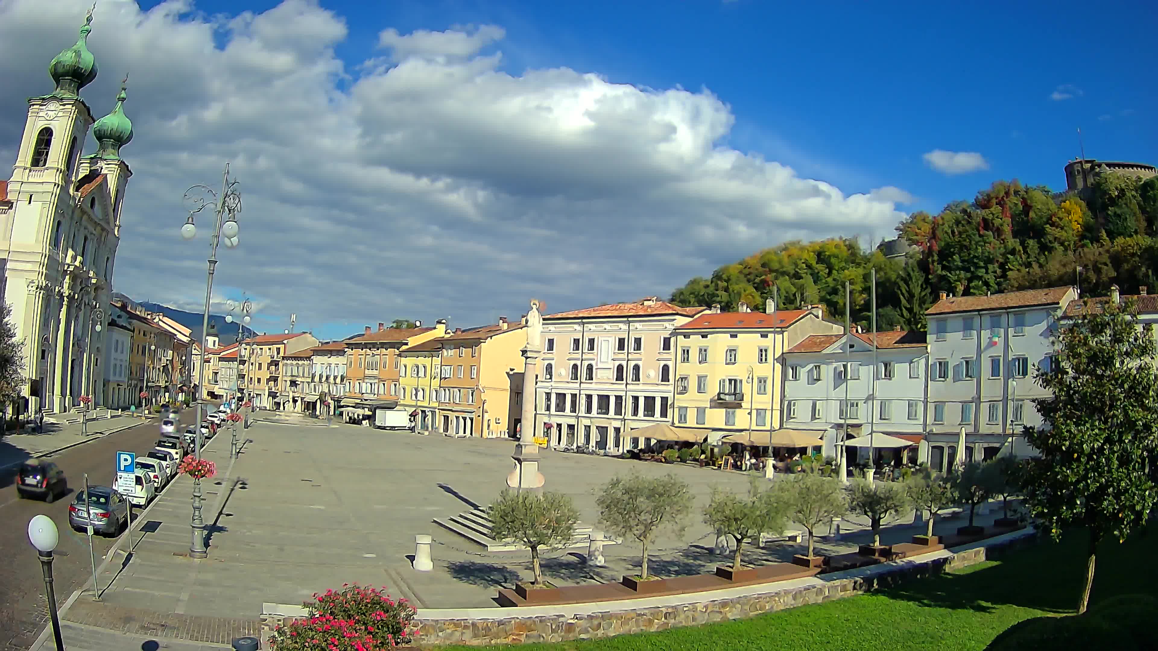 Gorizia – Plaza Vittoria – iglesia de San Pedro. Ignacio