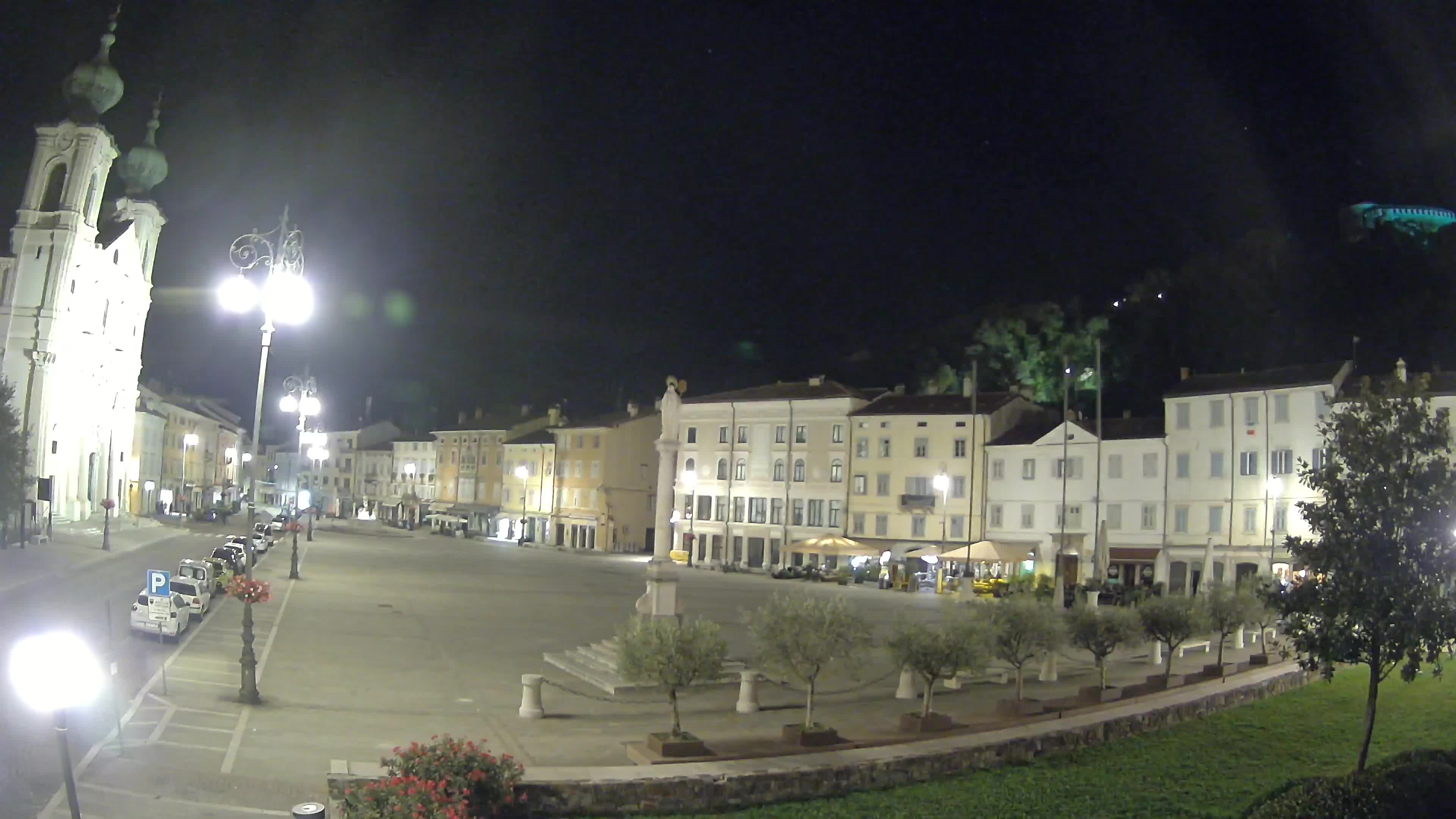 Gorizia – Plaza Vittoria – iglesia de San Pedro. Ignacio