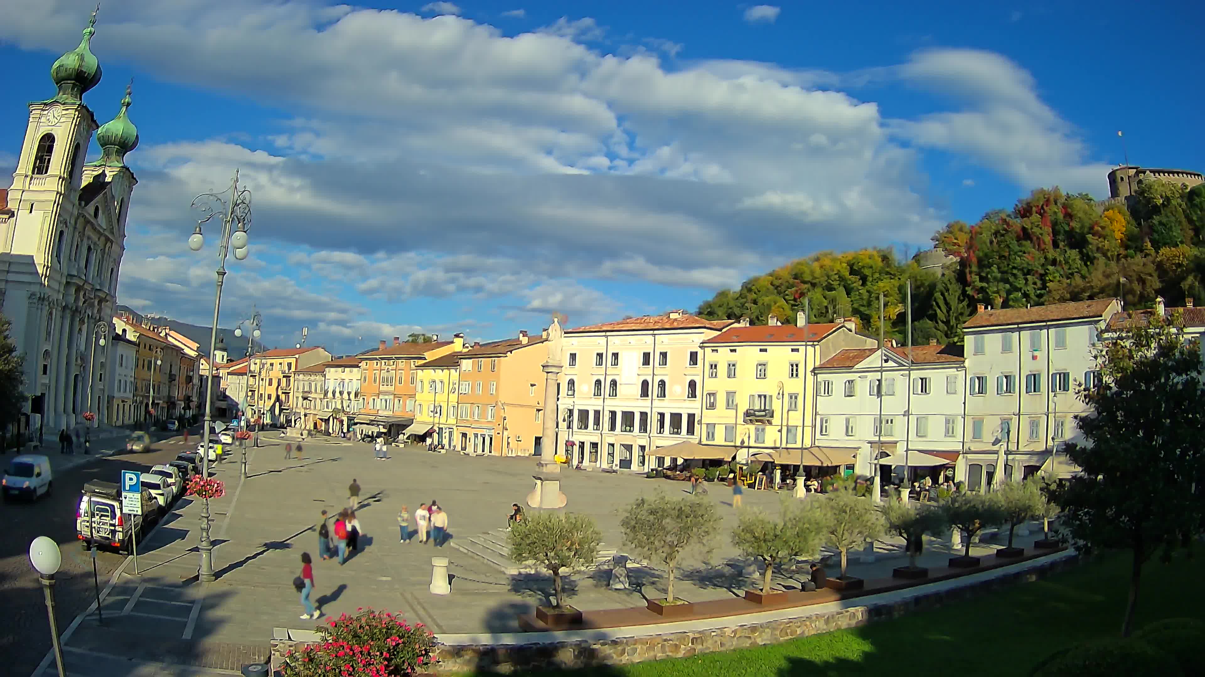 Gorizia – Plaza Vittoria – iglesia de San Pedro. Ignacio