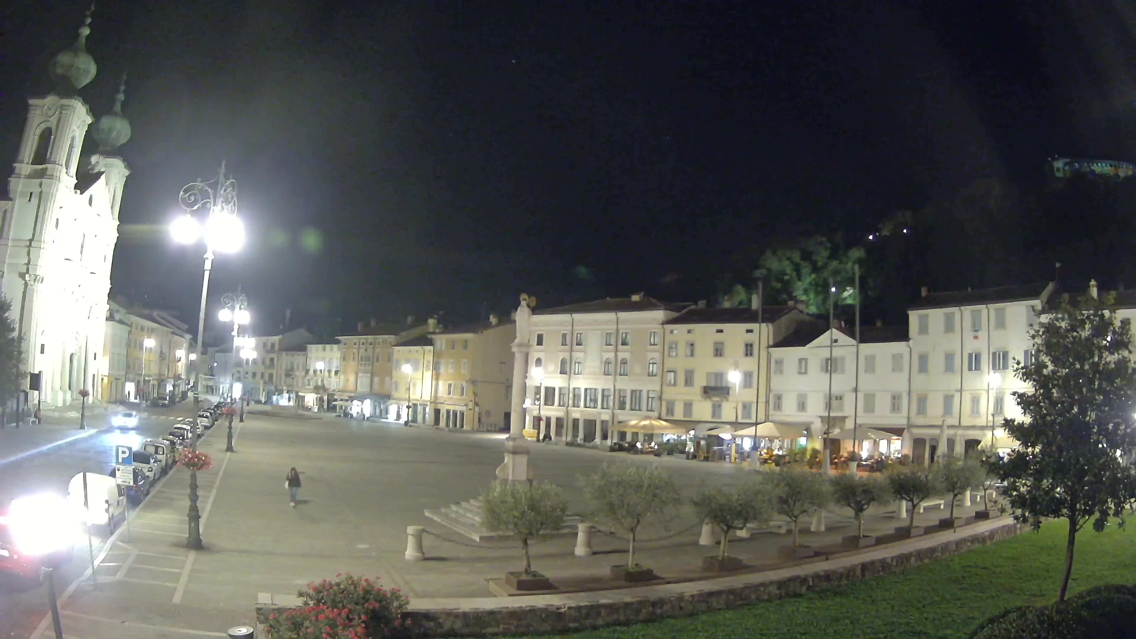 Gorizia – Plaza Vittoria – iglesia de San Pedro. Ignacio