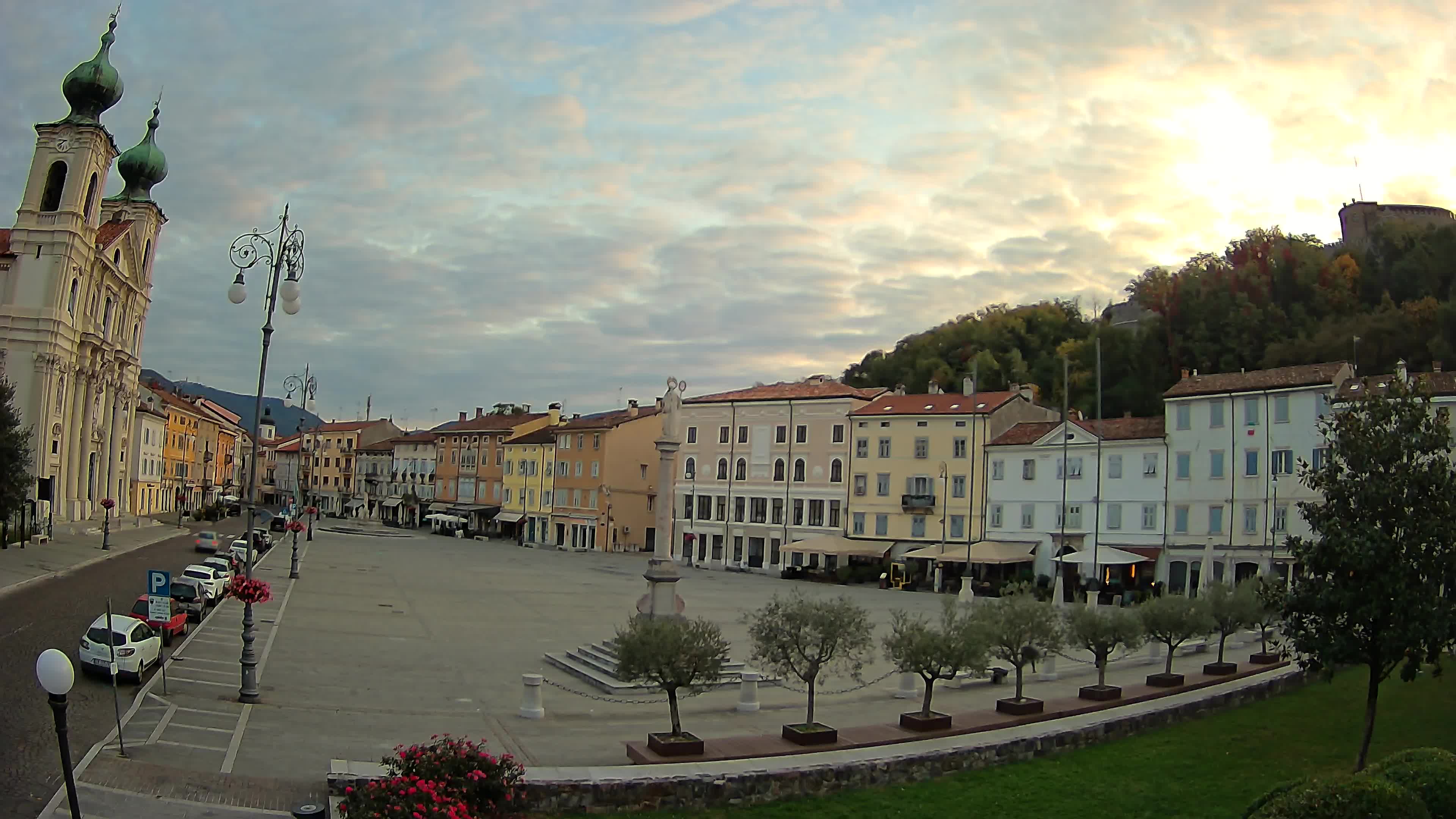 Gorizia – Plaza Vittoria – iglesia de San Pedro. Ignacio