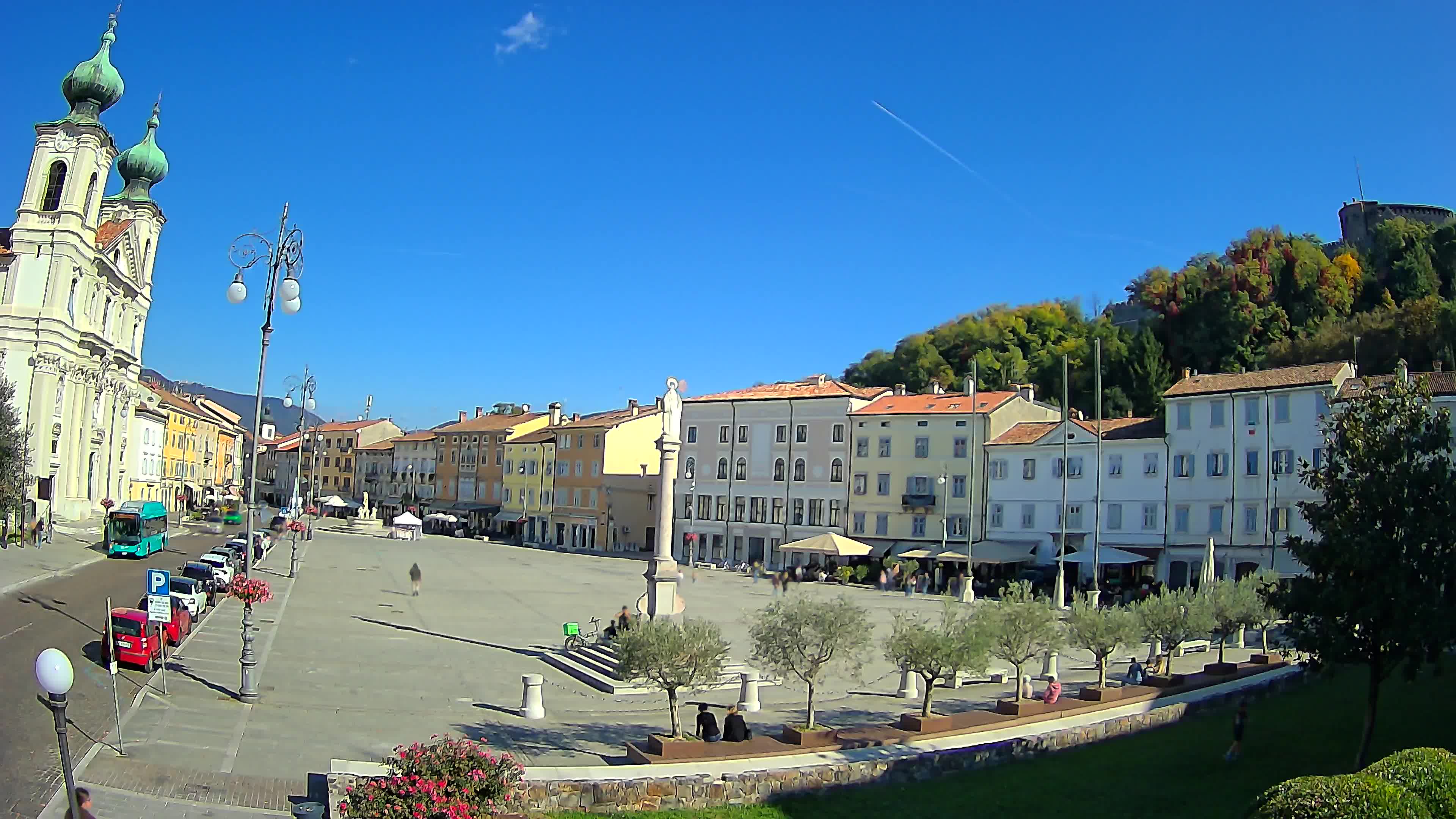 Gorizia Piazza della Vittoria e chiesa di S. Ignazio