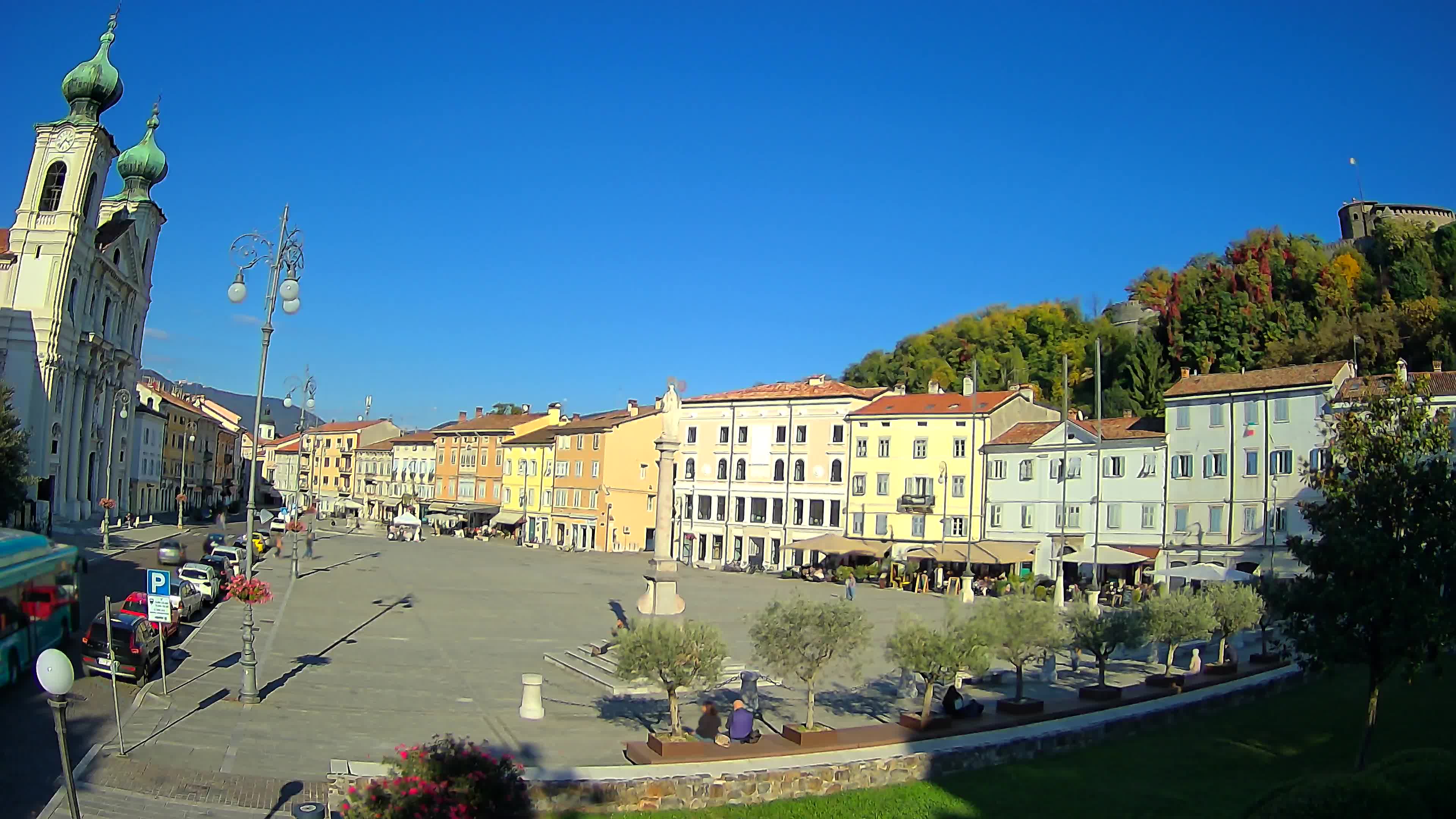 Gorizia – Plaza Vittoria – iglesia de San Pedro. Ignacio