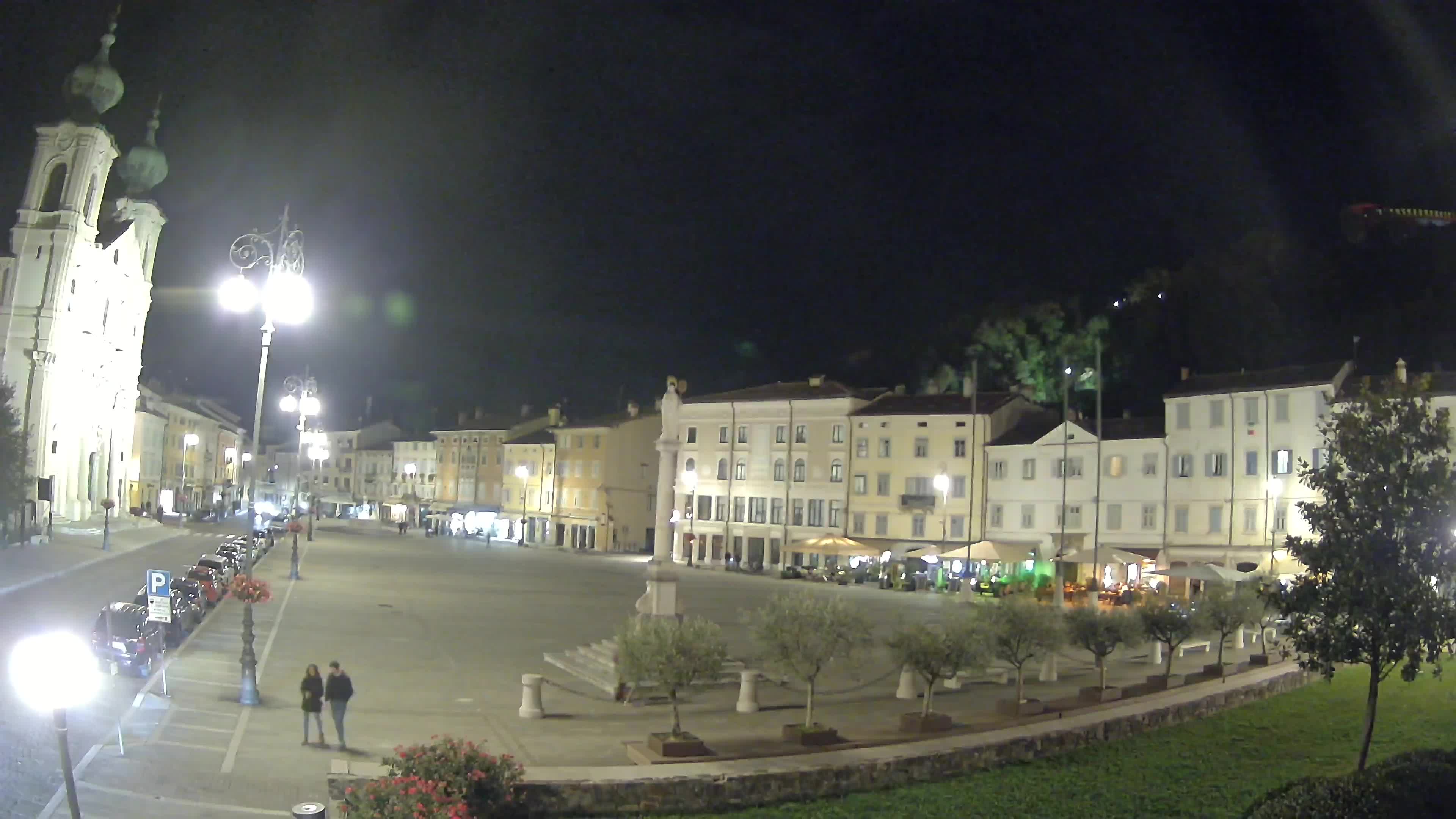 Gorizia – Plaza Vittoria – iglesia de San Pedro. Ignacio