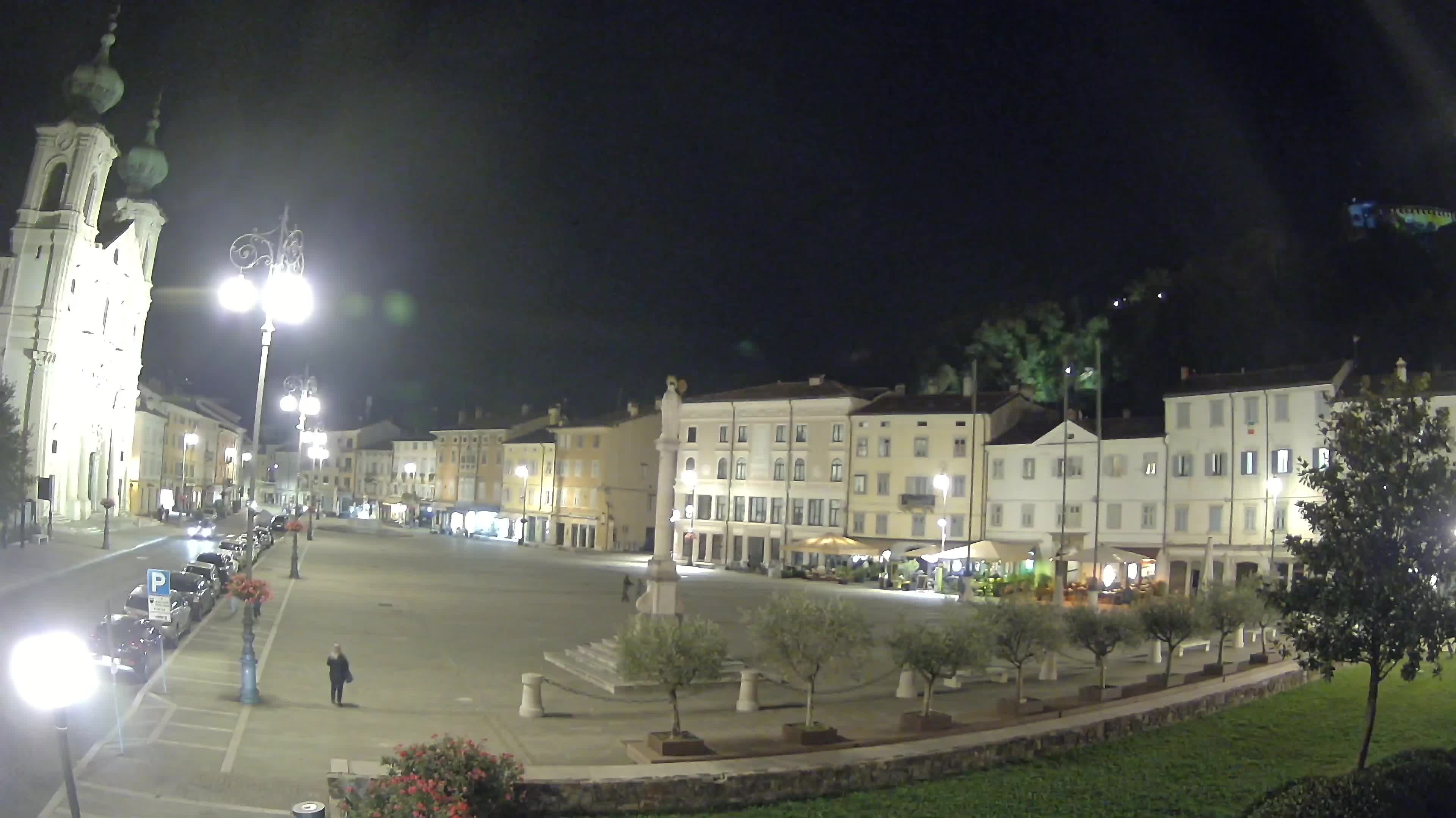 Gorizia Piazza della Vittoria e chiesa di S. Ignazio