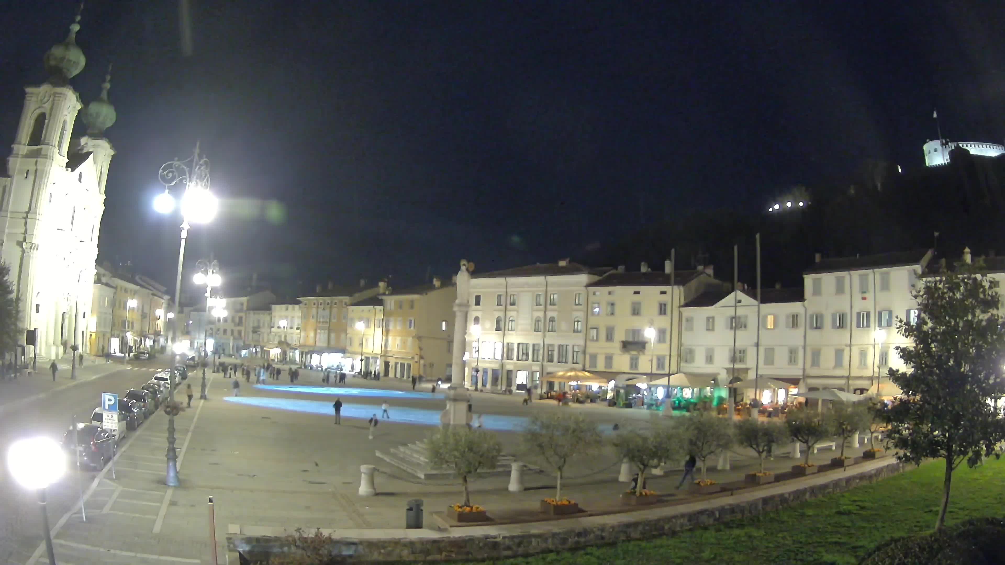 Gorizia – Plaza Vittoria – iglesia de San Pedro. Ignacio
