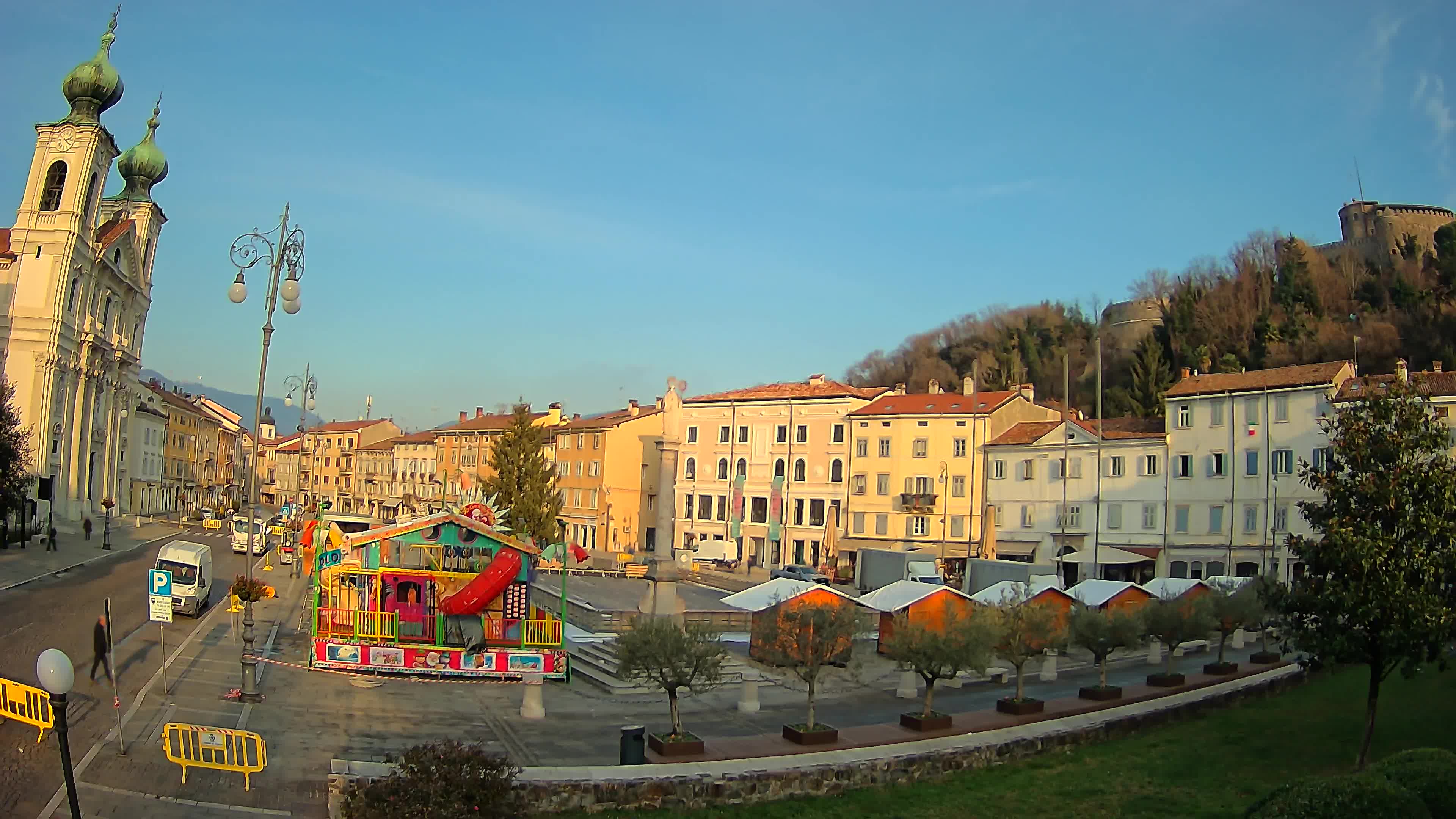 Webcam Gorizia Vittoria square – Church of st. Ignazio