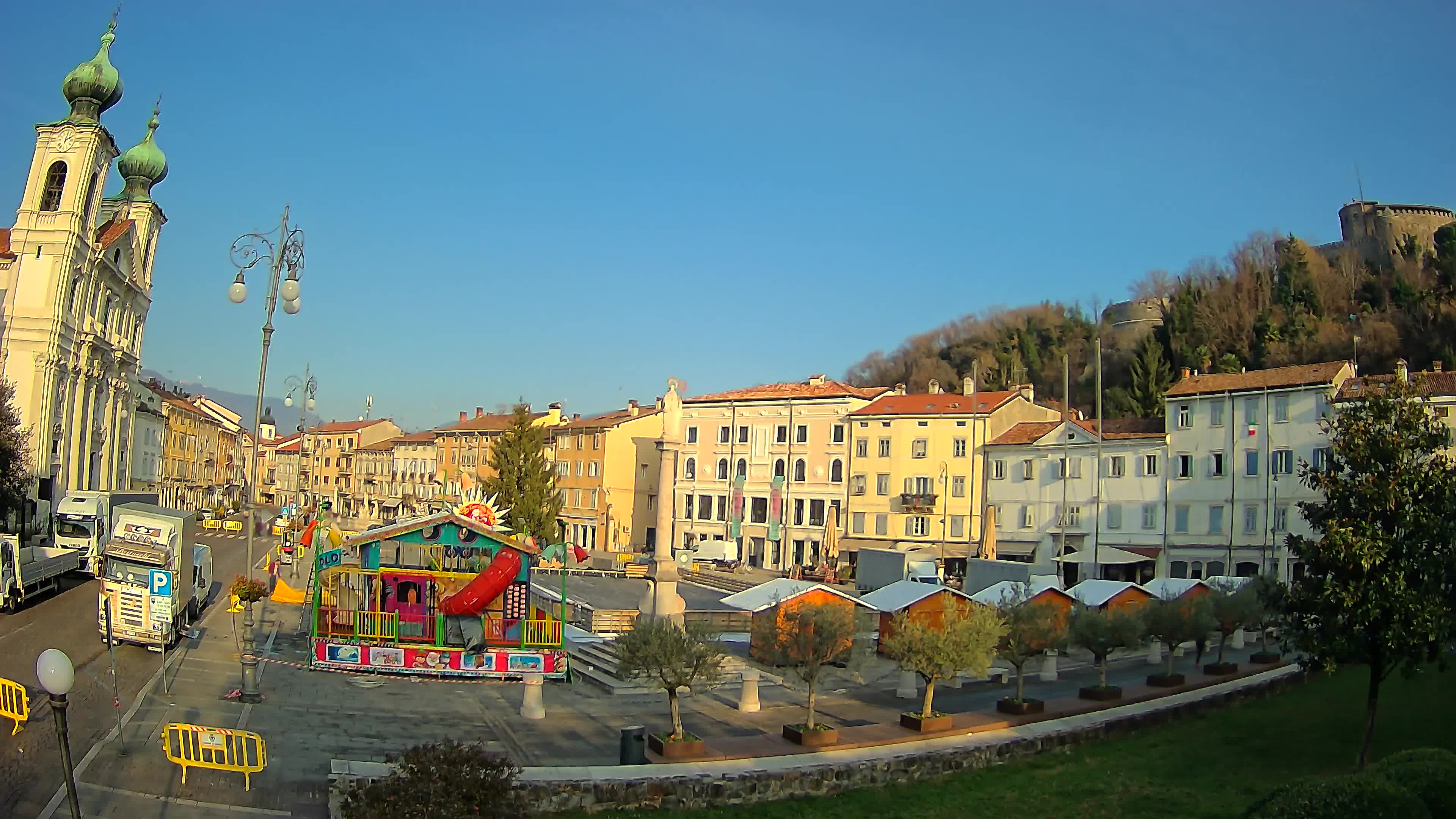 Webcam Gorizia Vittoria square – Church of st. Ignazio
