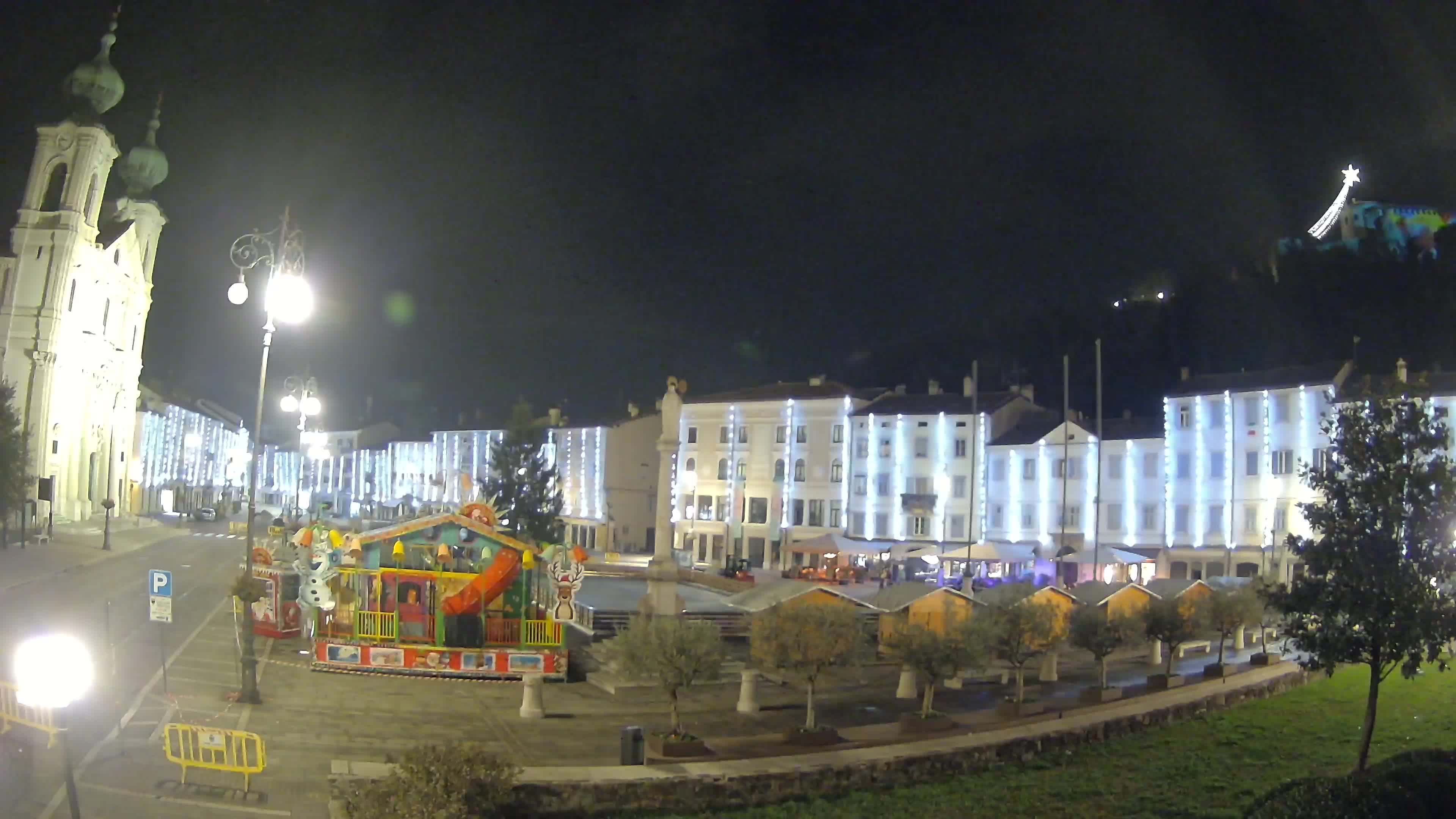 Gorizia – Plaza Vittoria – iglesia de San Pedro. Ignacio