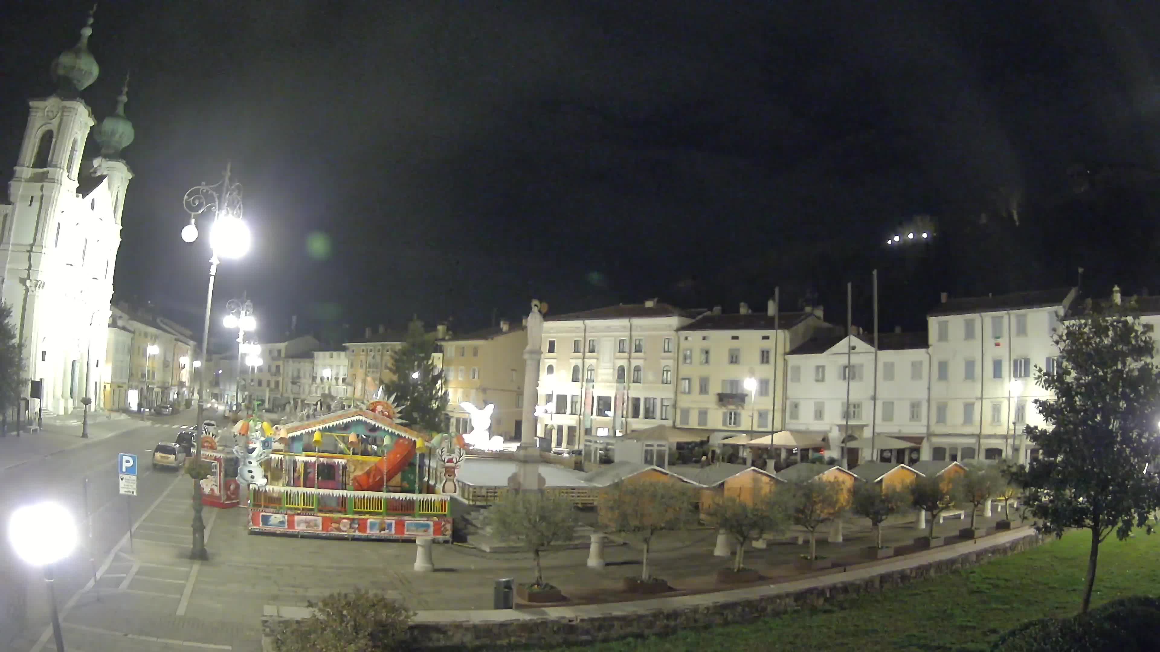 Gorizia – Plaza Vittoria – iglesia de San Pedro. Ignacio