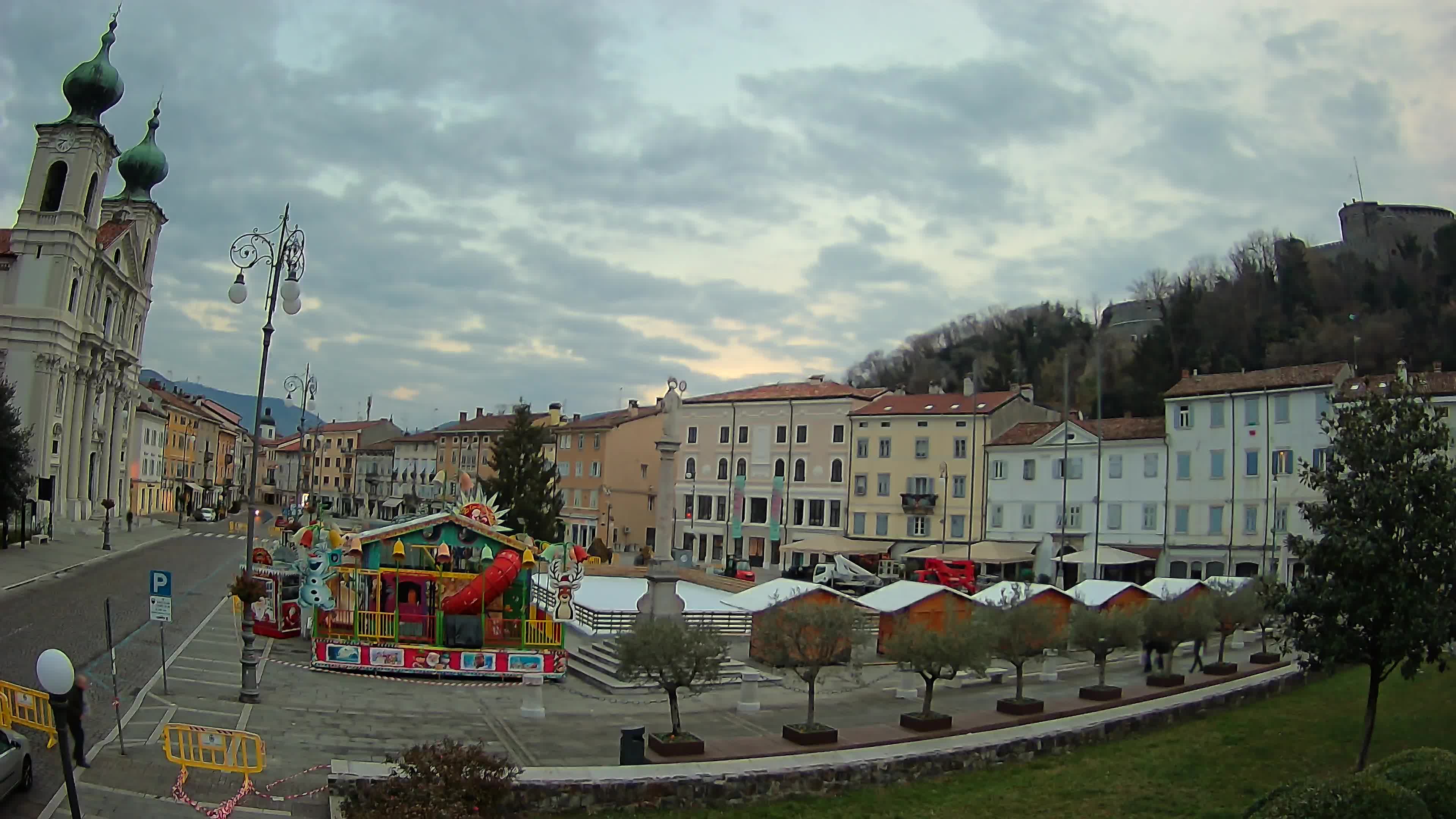 Webcam Gorizia Vittoria square – Church of st. Ignazio