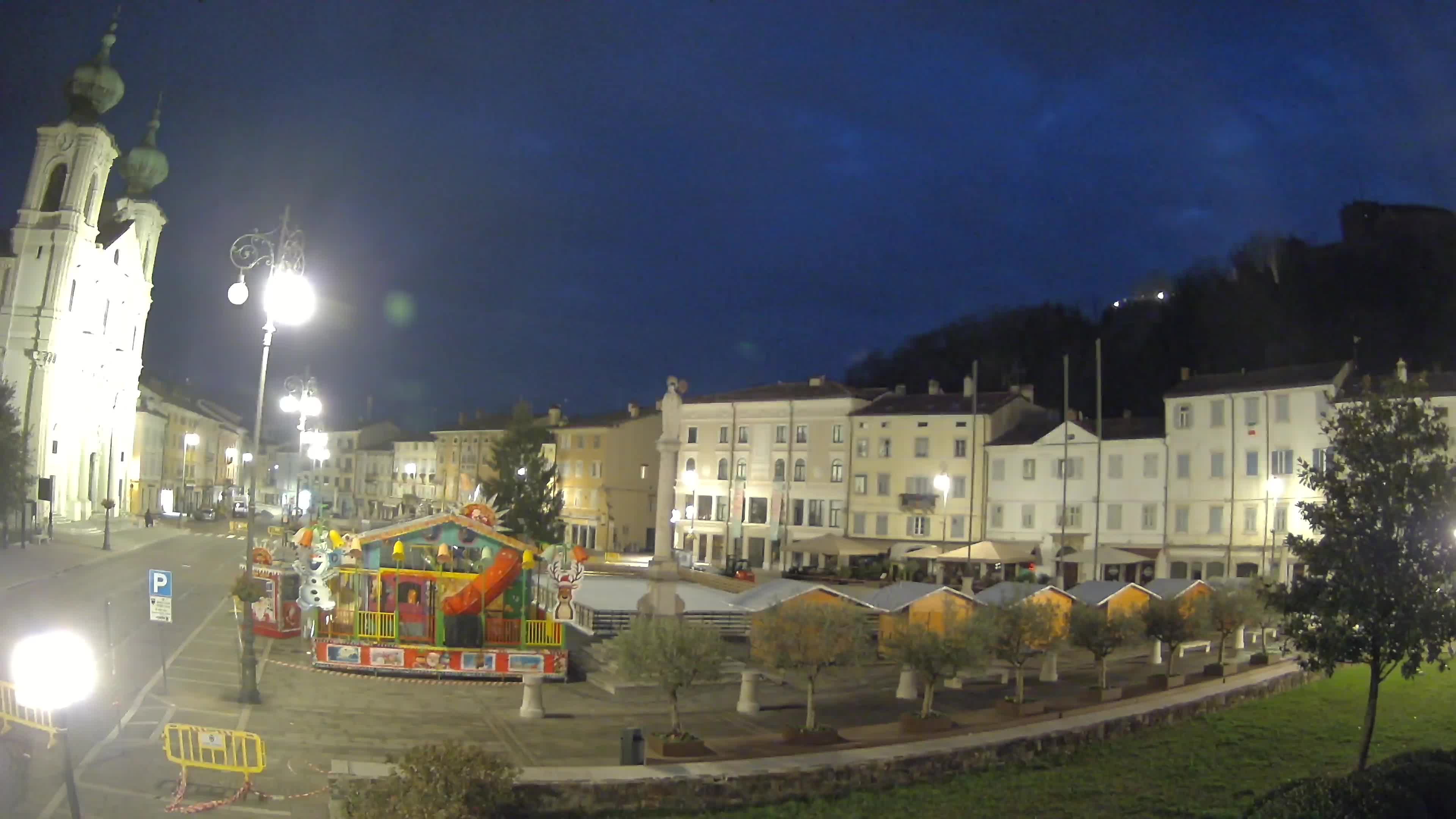 Gorizia – Plaza Vittoria – iglesia de San Pedro. Ignacio