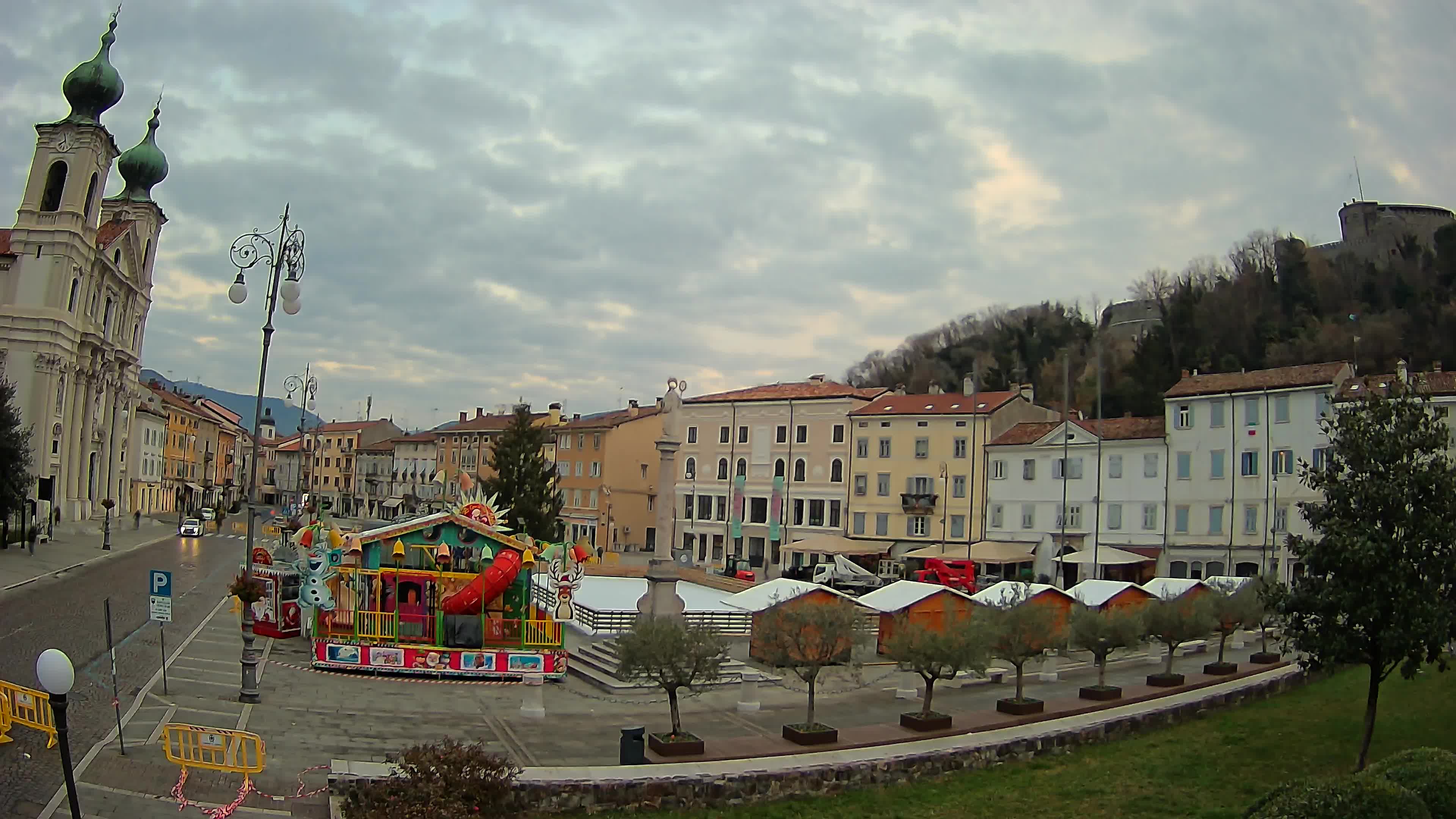 Webcam Gorizia Vittoria square – Church of st. Ignazio