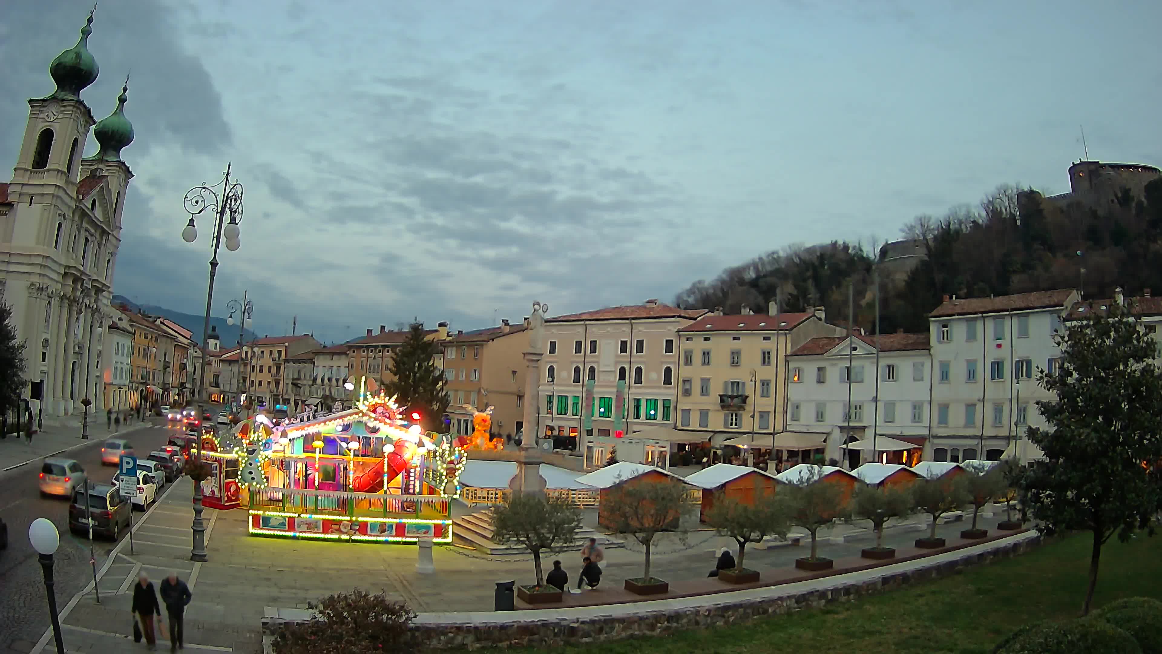 Gorizia – Plaza Vittoria – iglesia de San Pedro. Ignacio
